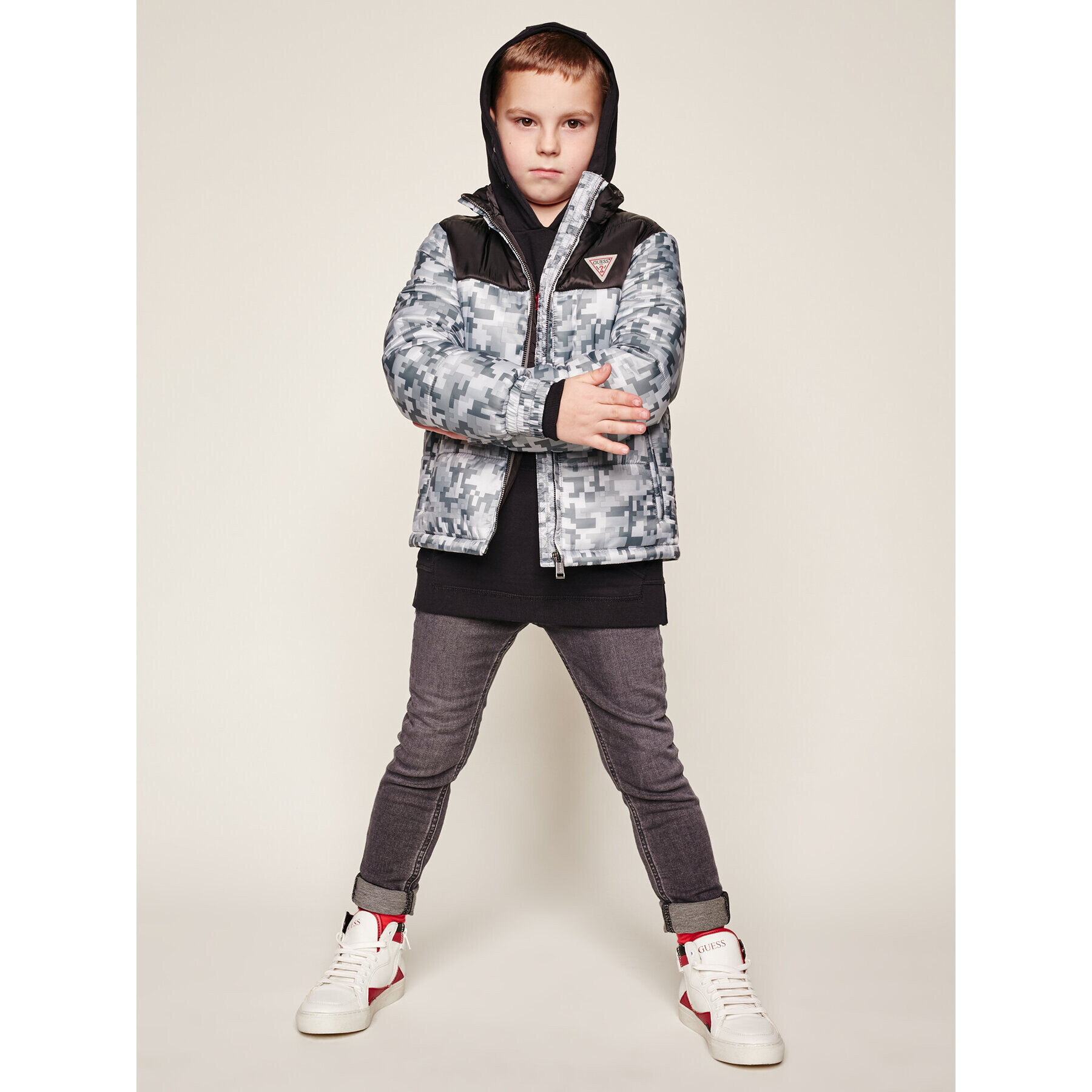 Guess Пухено яке L94L07 WC7W0 Сив Regular Fit - Pepit.bg