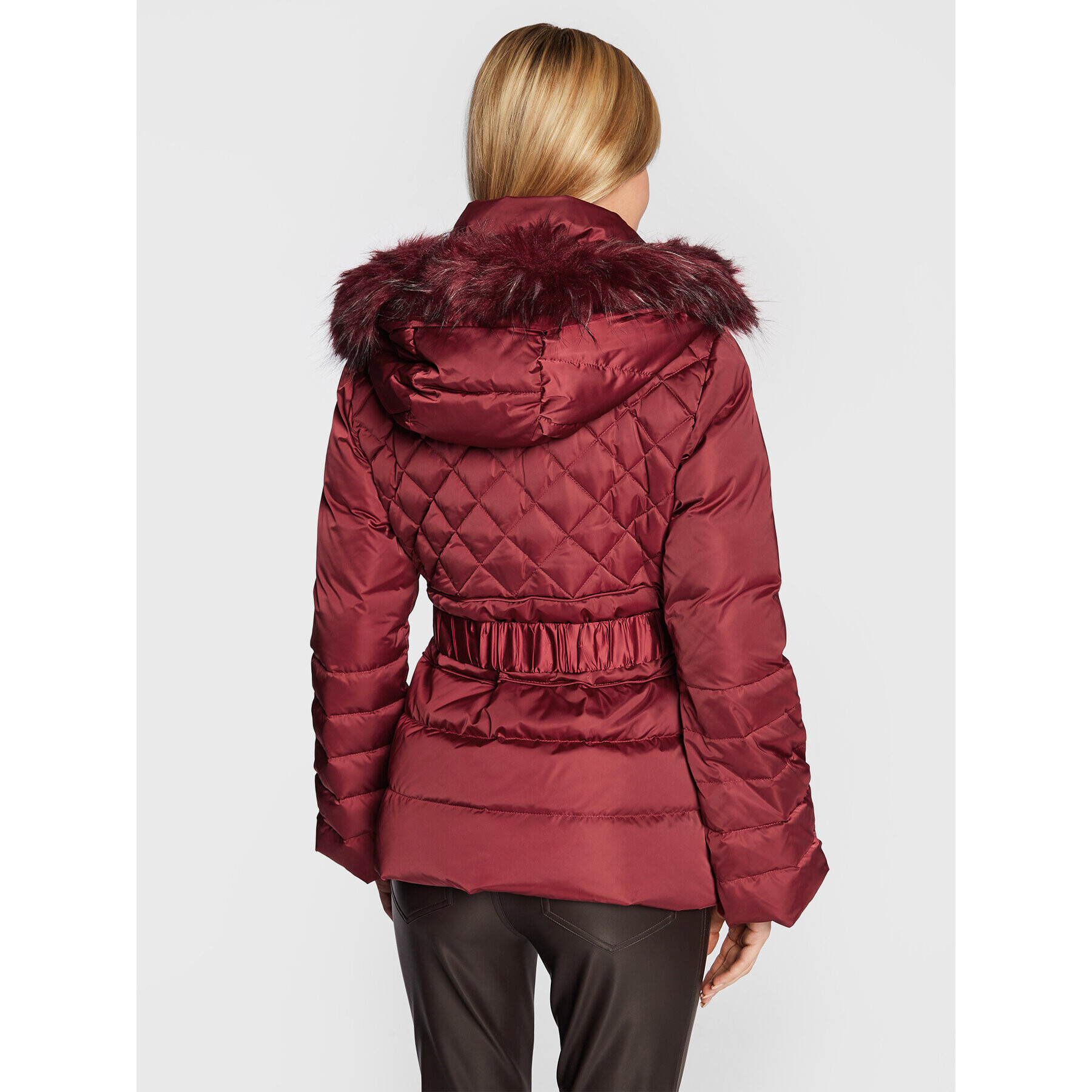 Guess Пухено яке Laurie W2BL60 WEX52 Червен Regular Fit - Pepit.bg