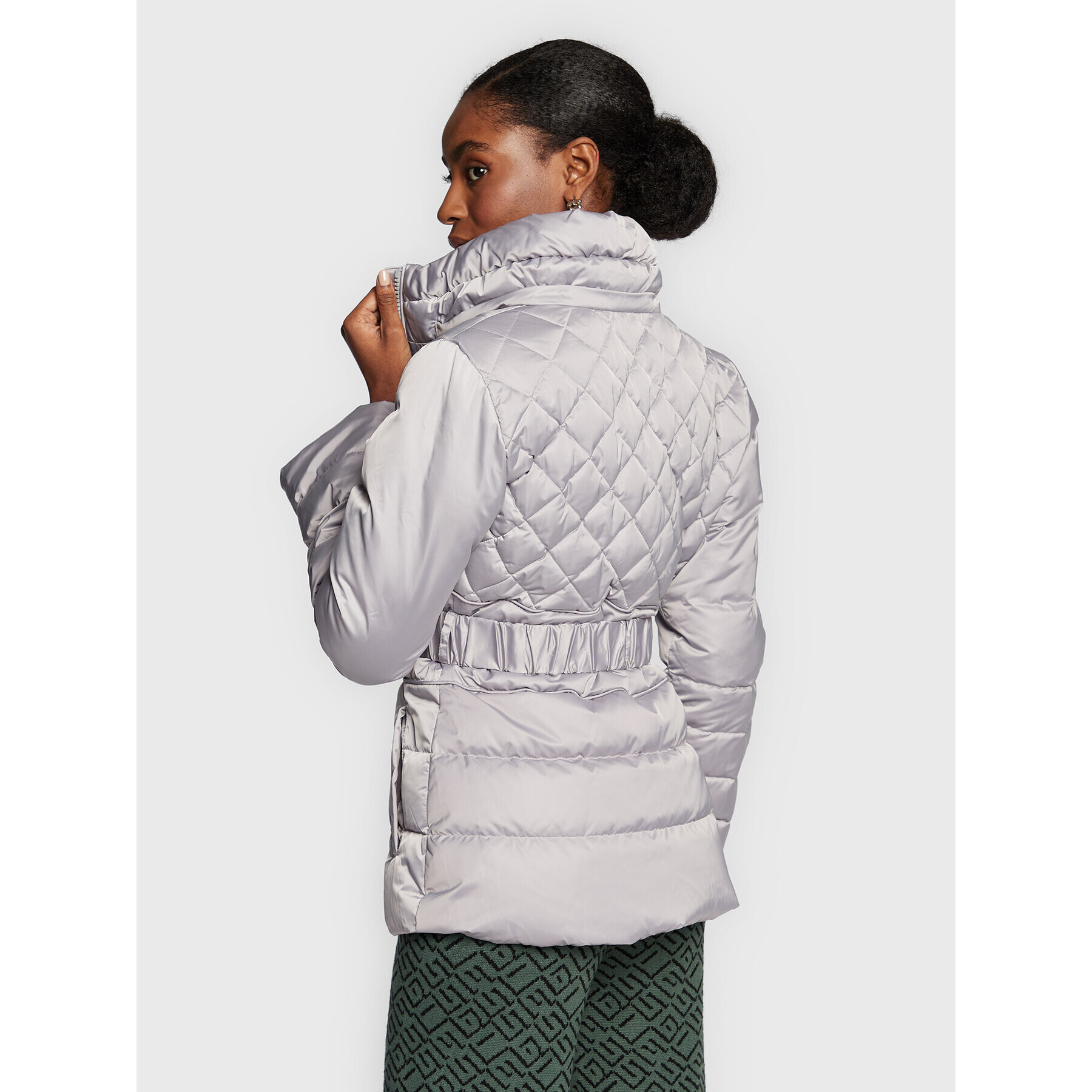 Guess Пухено яке Laurie W2BL60 WEX52 Сив Regular Fit - Pepit.bg