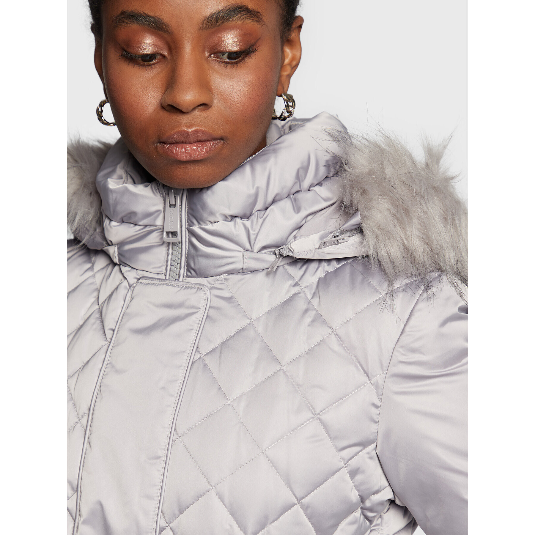 Guess Пухено яке Laurie W2BL60 WEX52 Сив Regular Fit - Pepit.bg