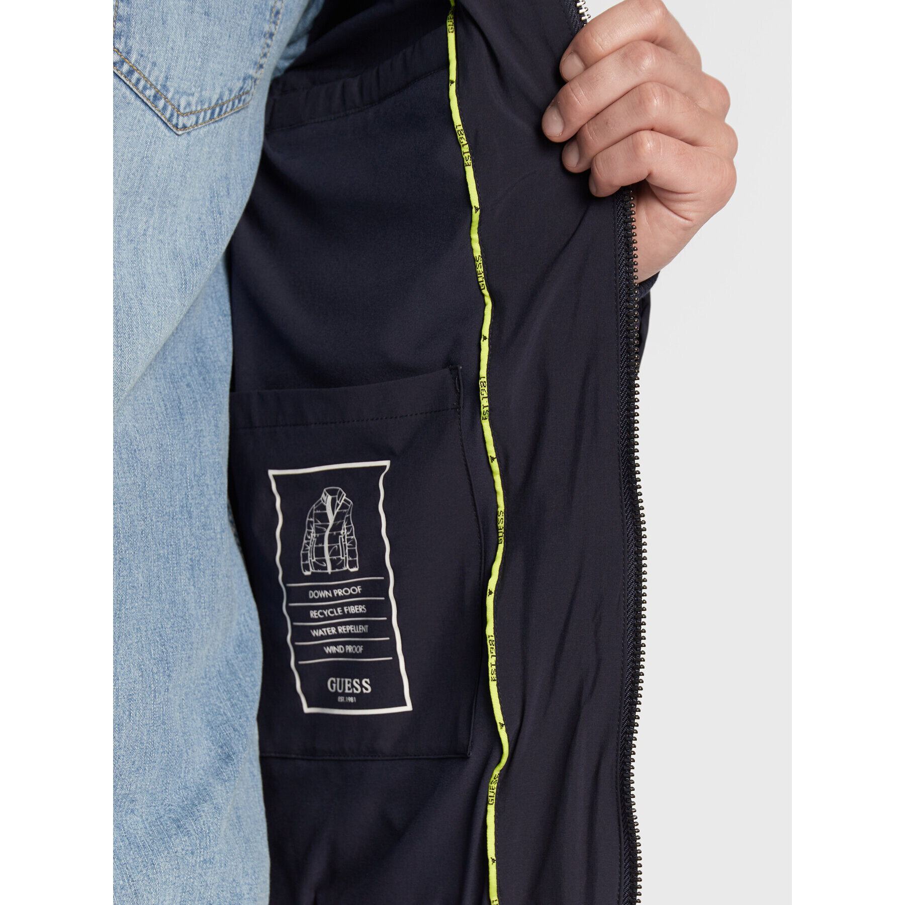 Guess Пухено яке M2BL17 WEYX2 Тъмносин Regular Fit - Pepit.bg