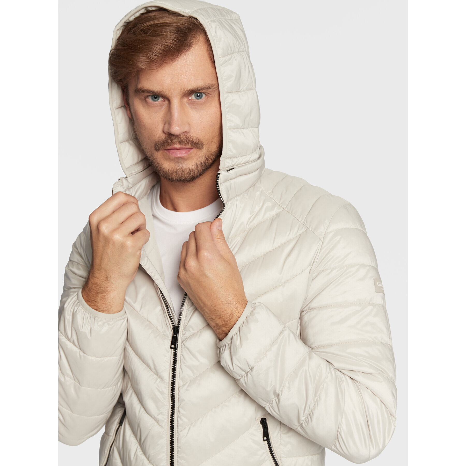 Guess Пухено яке M2YL15 WEQP0 Бежов Regular Fit - Pepit.bg