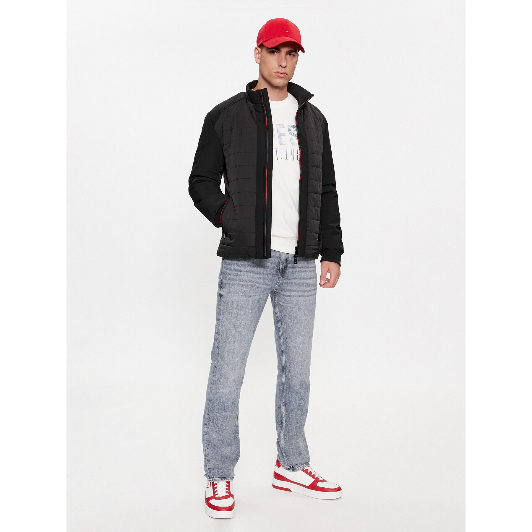 Guess Пухено яке M3BL11 WFOO0 Черен Regular Fit - Pepit.bg