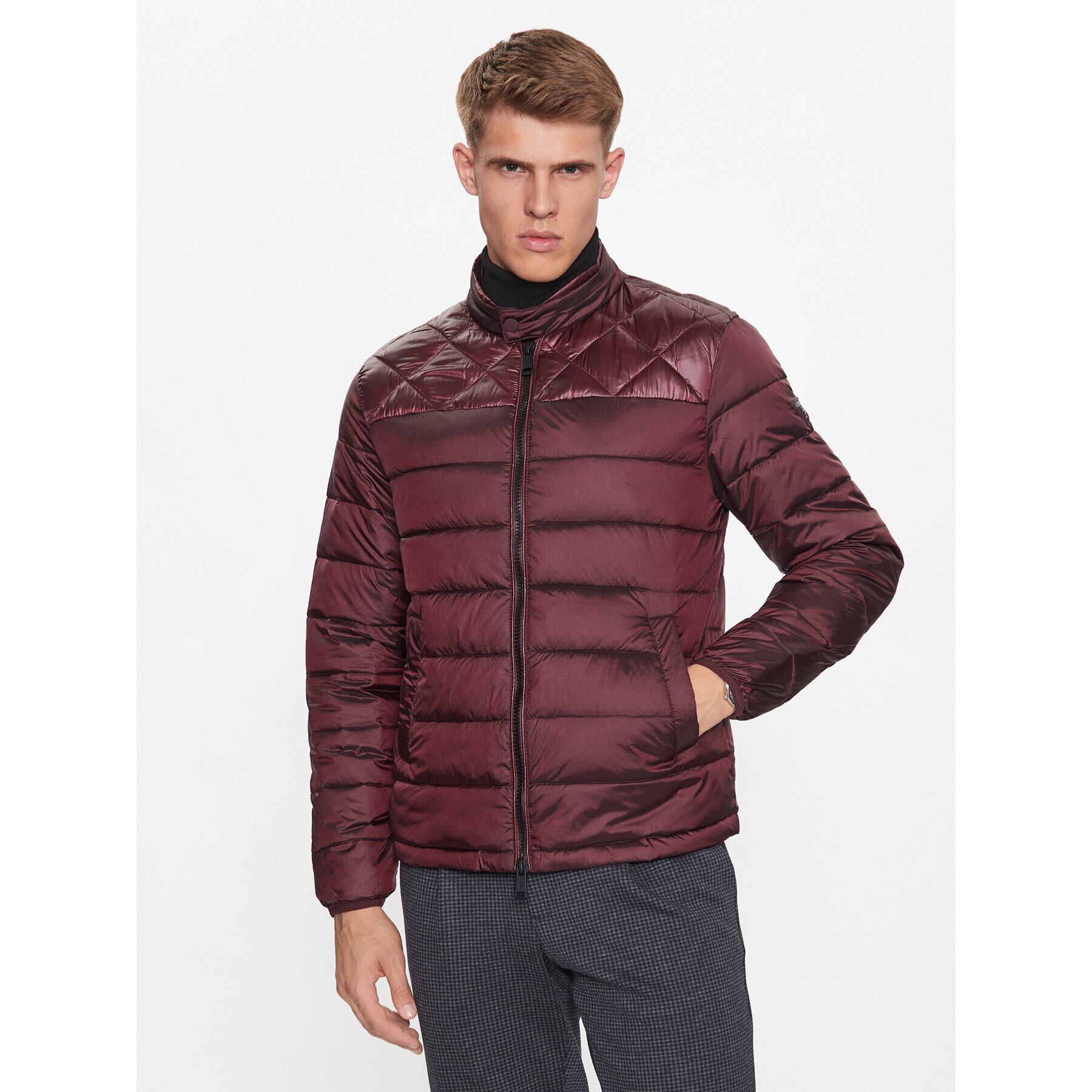 Guess Пухено яке M3BL12 WF5C2 Черен Regular Fit - Pepit.bg