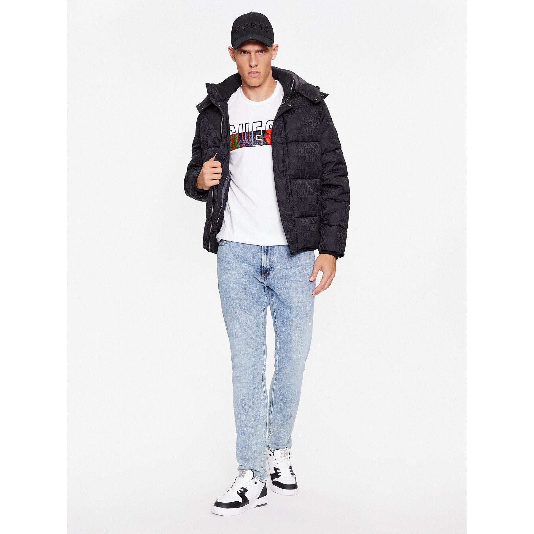 Guess Пухено яке M3BL13 WFOP2 Черен Regular Fit - Pepit.bg