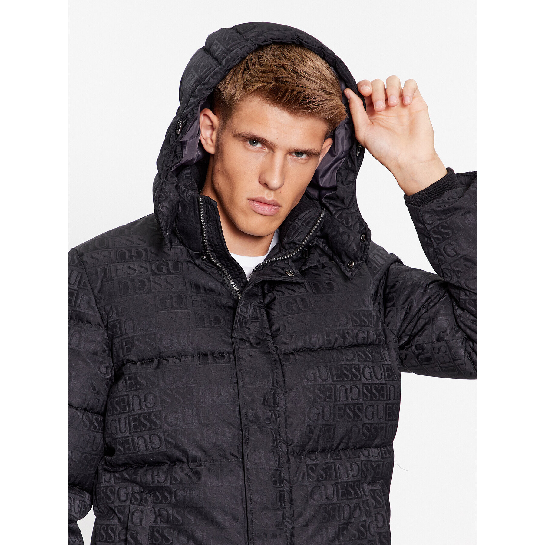 Guess Пухено яке M3BL13 WFOP2 Черен Regular Fit - Pepit.bg