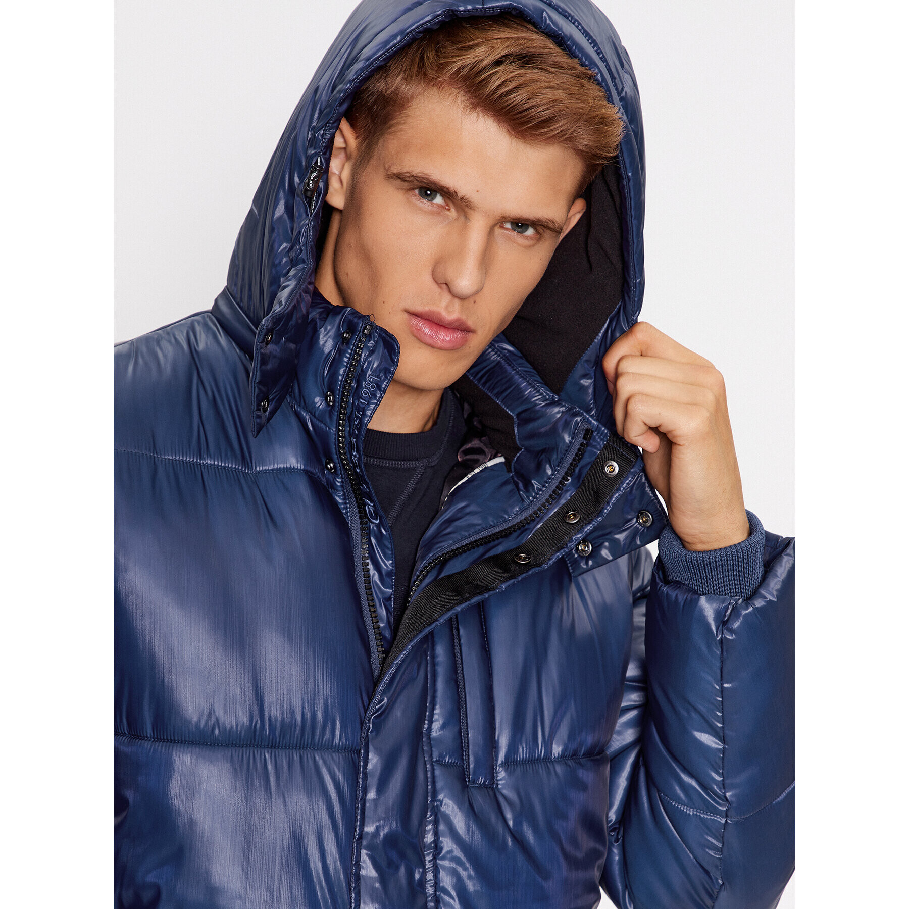 Guess Пухено яке M3BL28 WFP50 Тъмносин Regular Fit - Pepit.bg