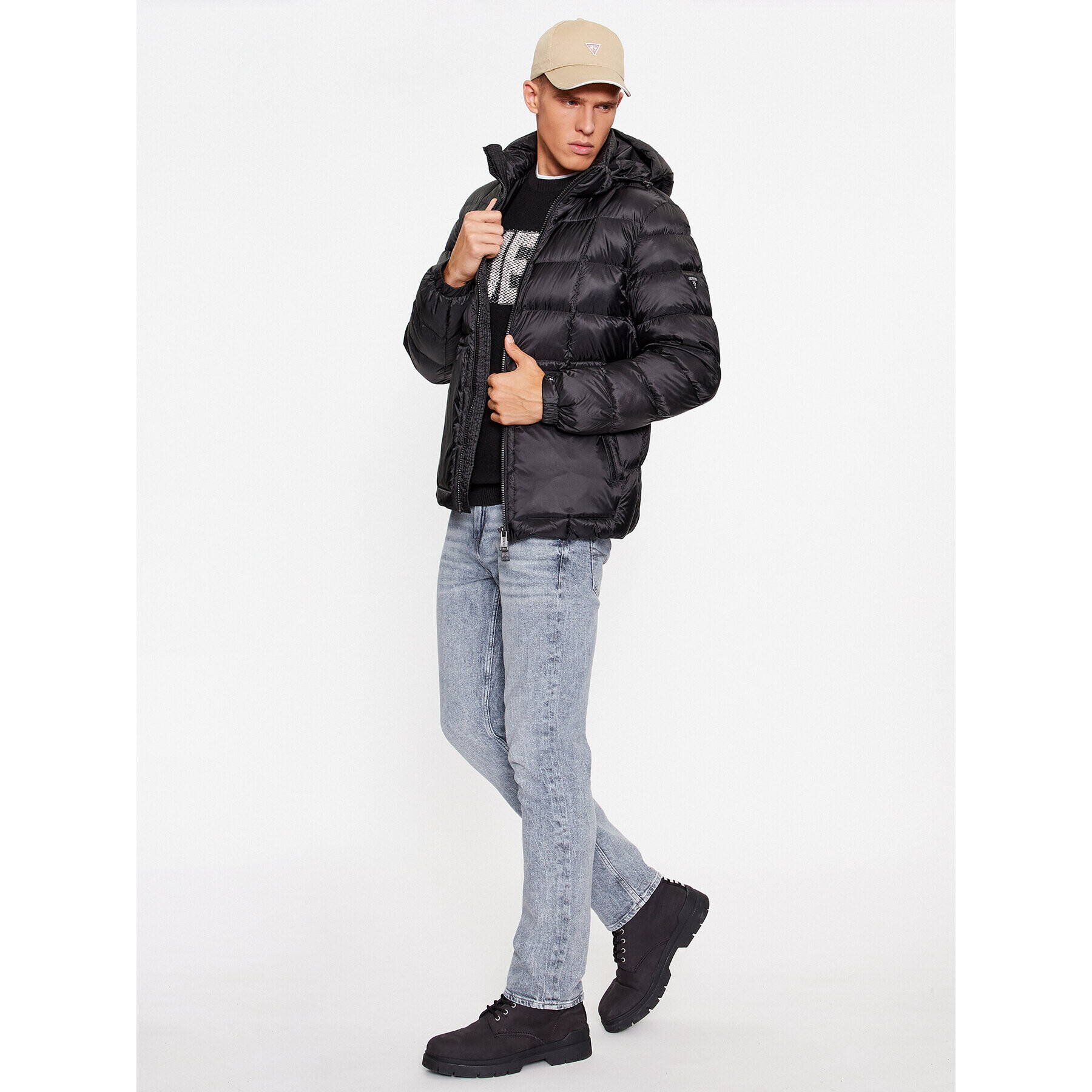 Guess Пухено яке M3BL36 WF4F0 Черен Regular Fit - Pepit.bg