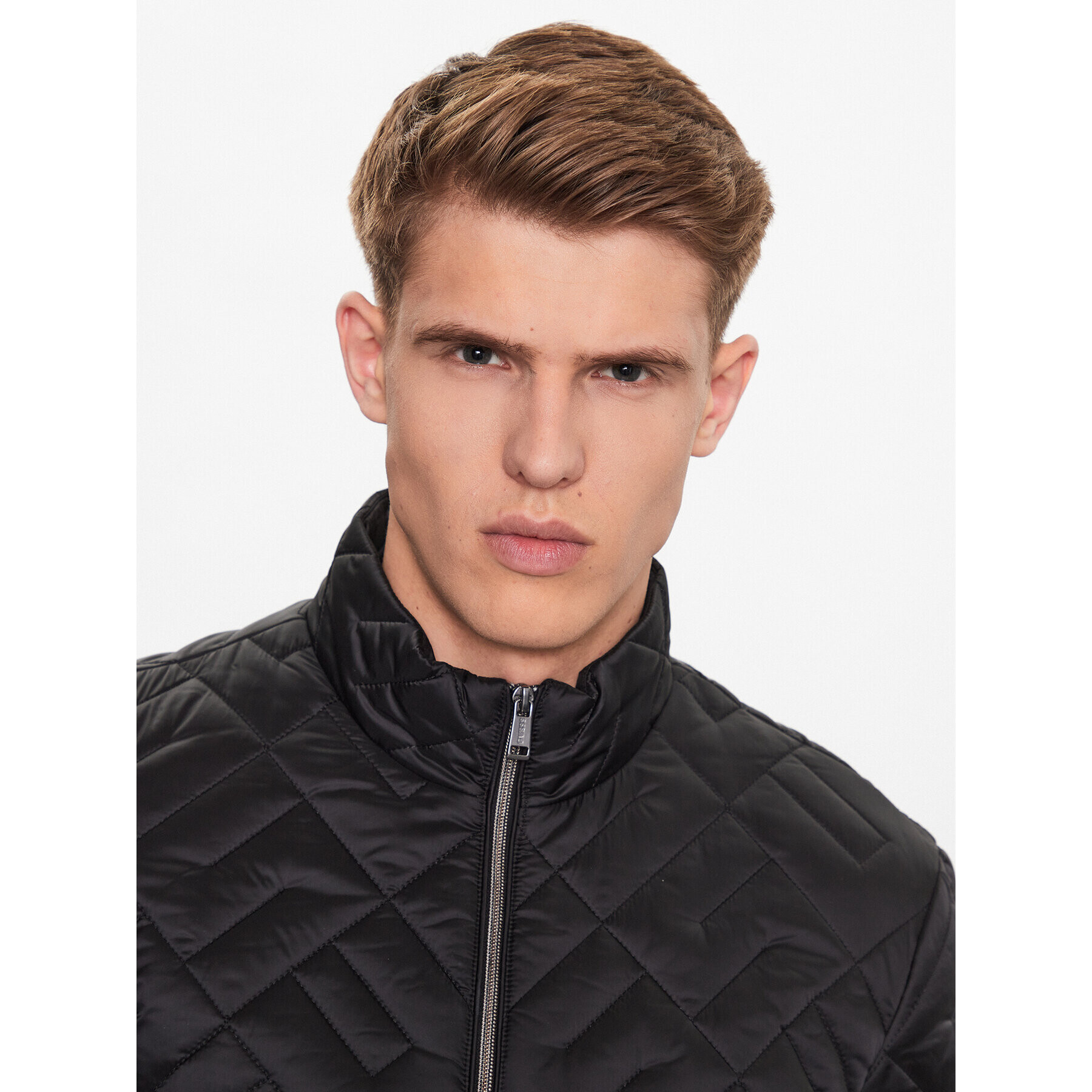 Guess Пухено яке M3YL11 WFHN2 Черен Regular Fit - Pepit.bg