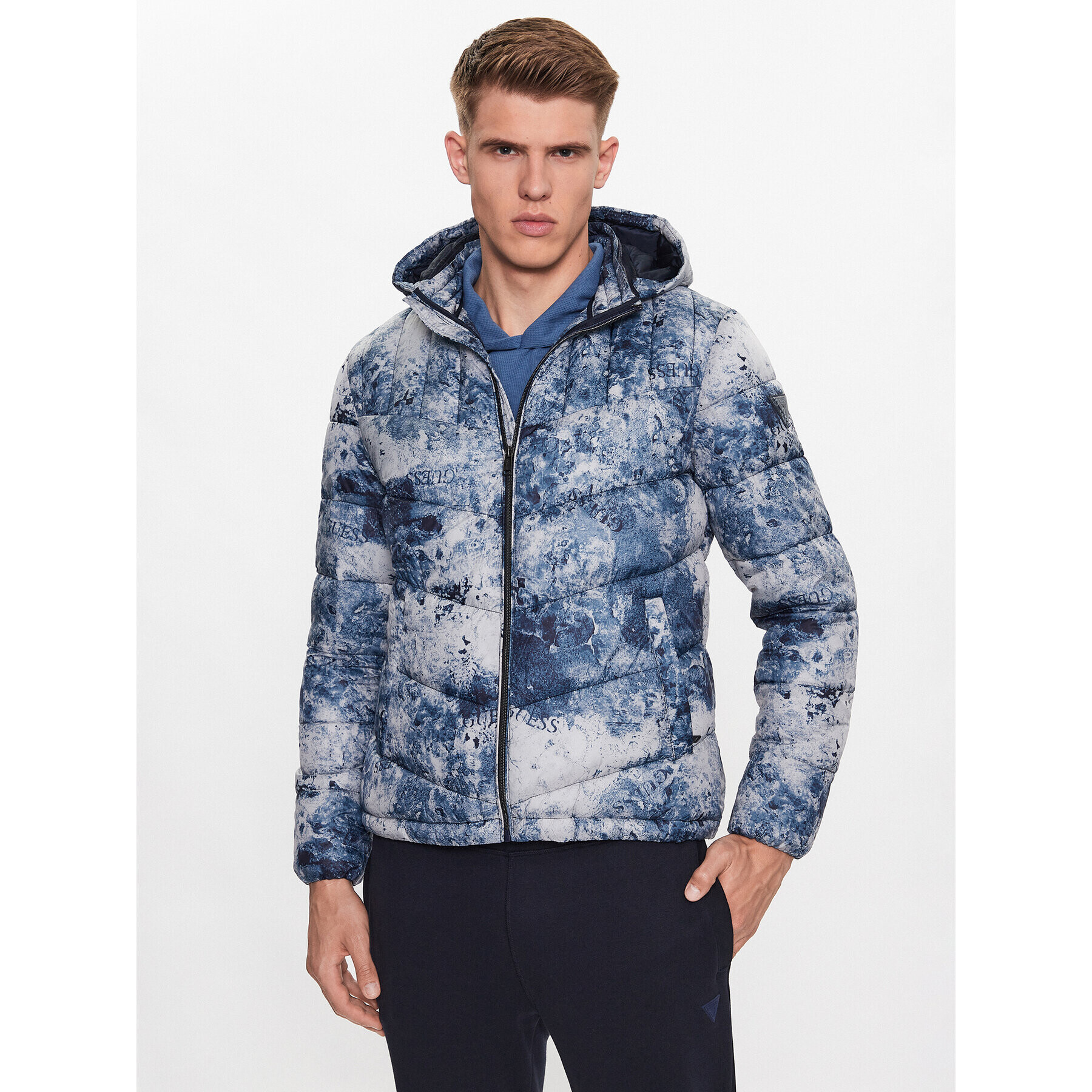 Guess Пухено яке M3YL45 WFHG2 Син Regular Fit - Pepit.bg