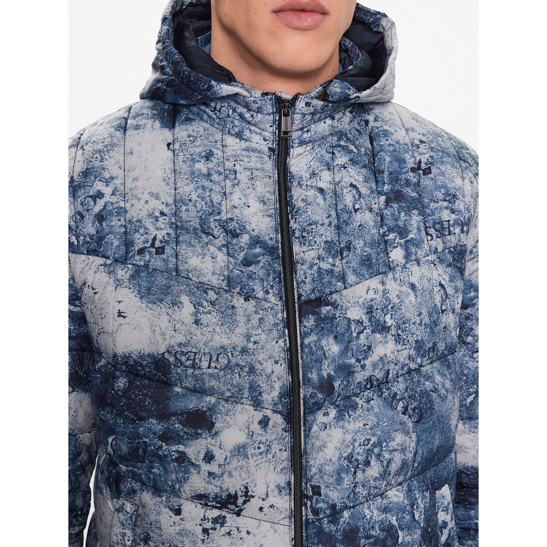 Guess Пухено яке M3YL45 WFHG2 Син Regular Fit - Pepit.bg