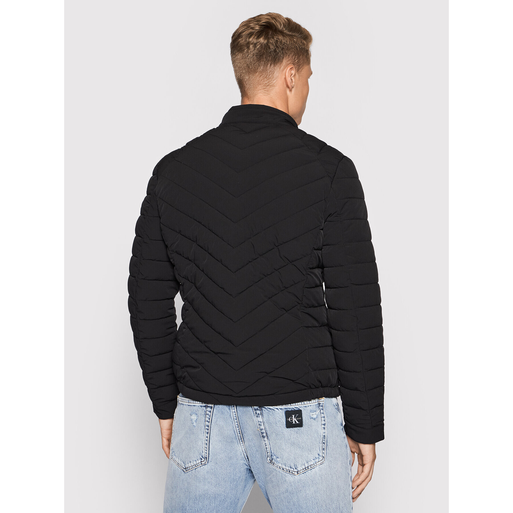 Guess Пухено яке M84L05 W6NW1 Черен Regular Fit - Pepit.bg