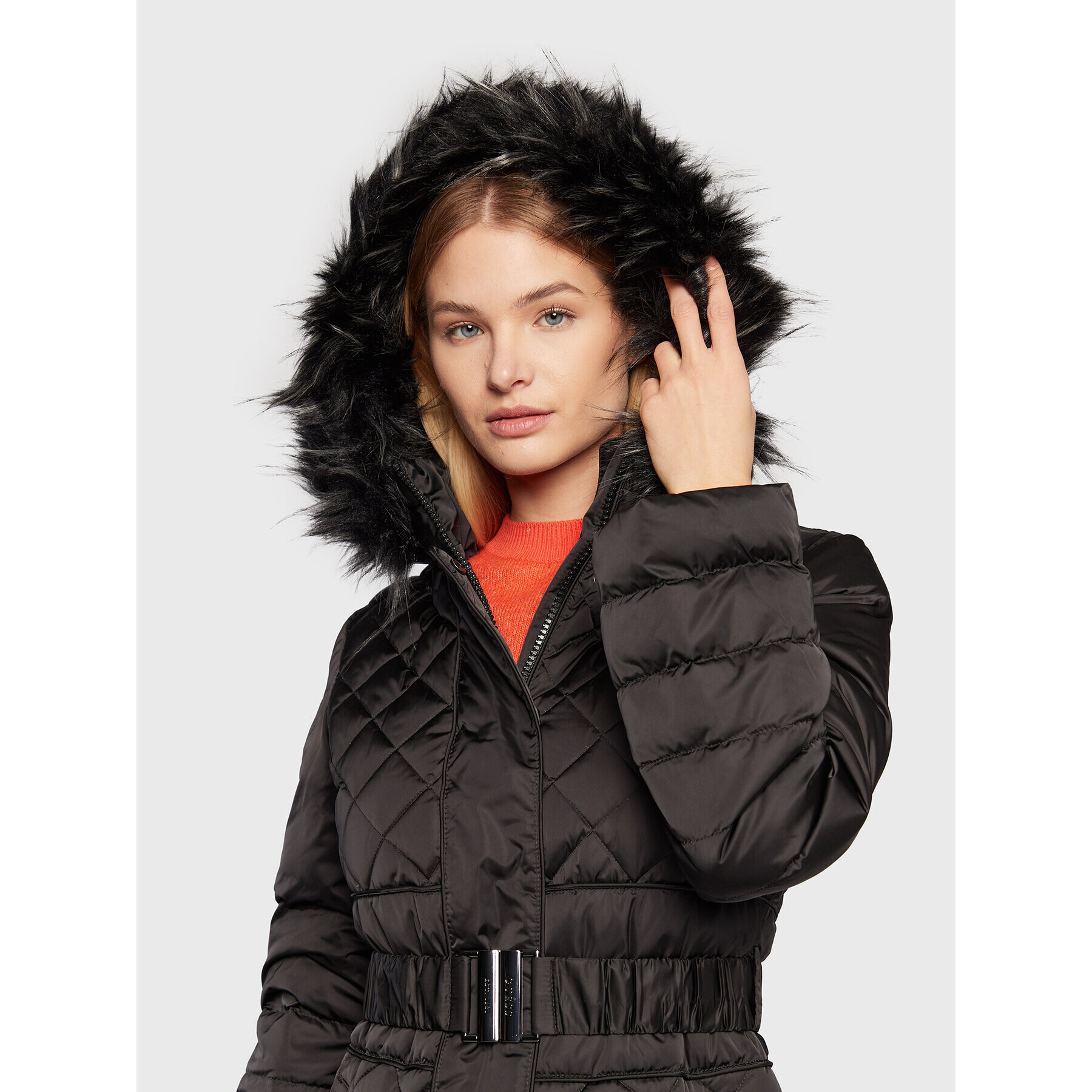 Guess Пухено яке Marlene W2BL64 WEX52 Черен Regular Fit - Pepit.bg