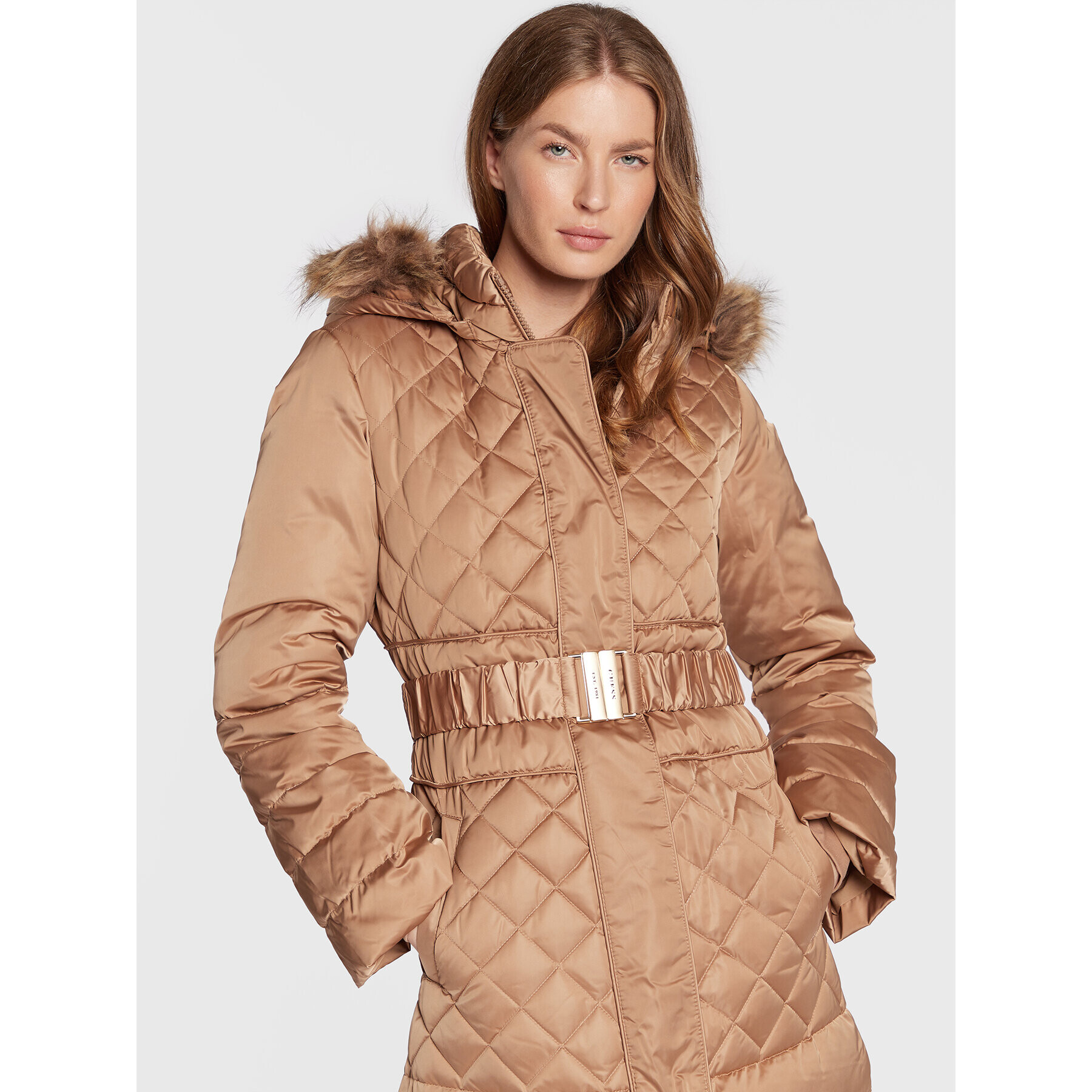 Guess Пухено яке Marlene W2BL64 WEX52 Кафяв Regular Fit - Pepit.bg