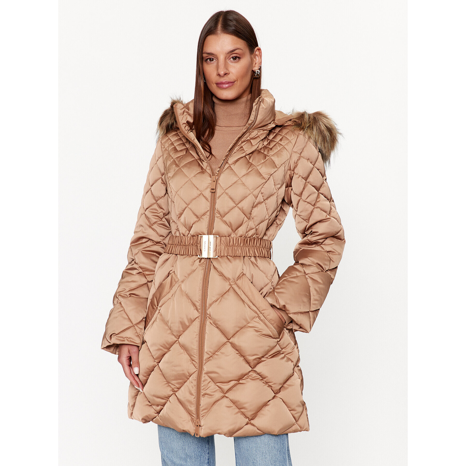 Guess Пухено яке Olga W3BL36 WEX52 Бежов Regular Fit - Pepit.bg