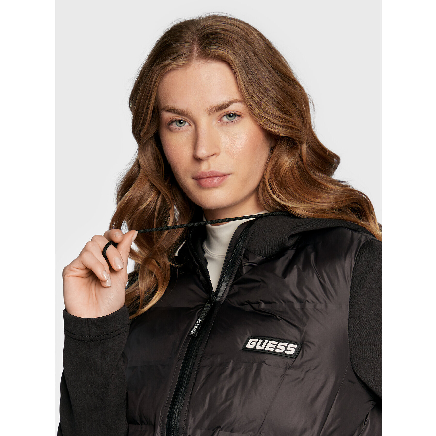 Guess Пухено яке V2BL02 WEXC0 Черен Regular Fit - Pepit.bg