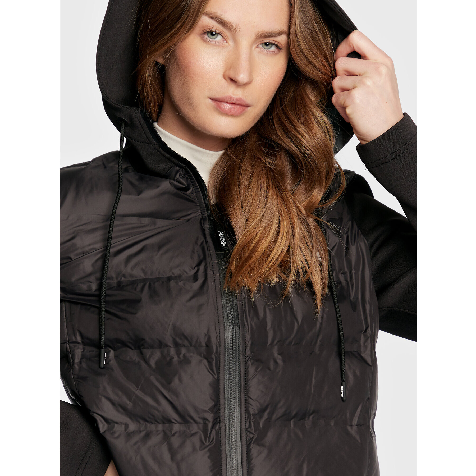 Guess Пухено яке V2BL02 WEXC0 Черен Regular Fit - Pepit.bg