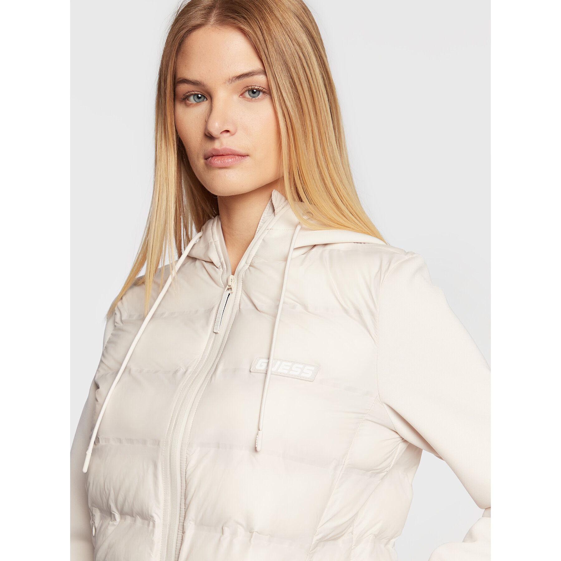 Guess Пухено яке V2BL02 WEXC0 Екрю Regular Fit - Pepit.bg