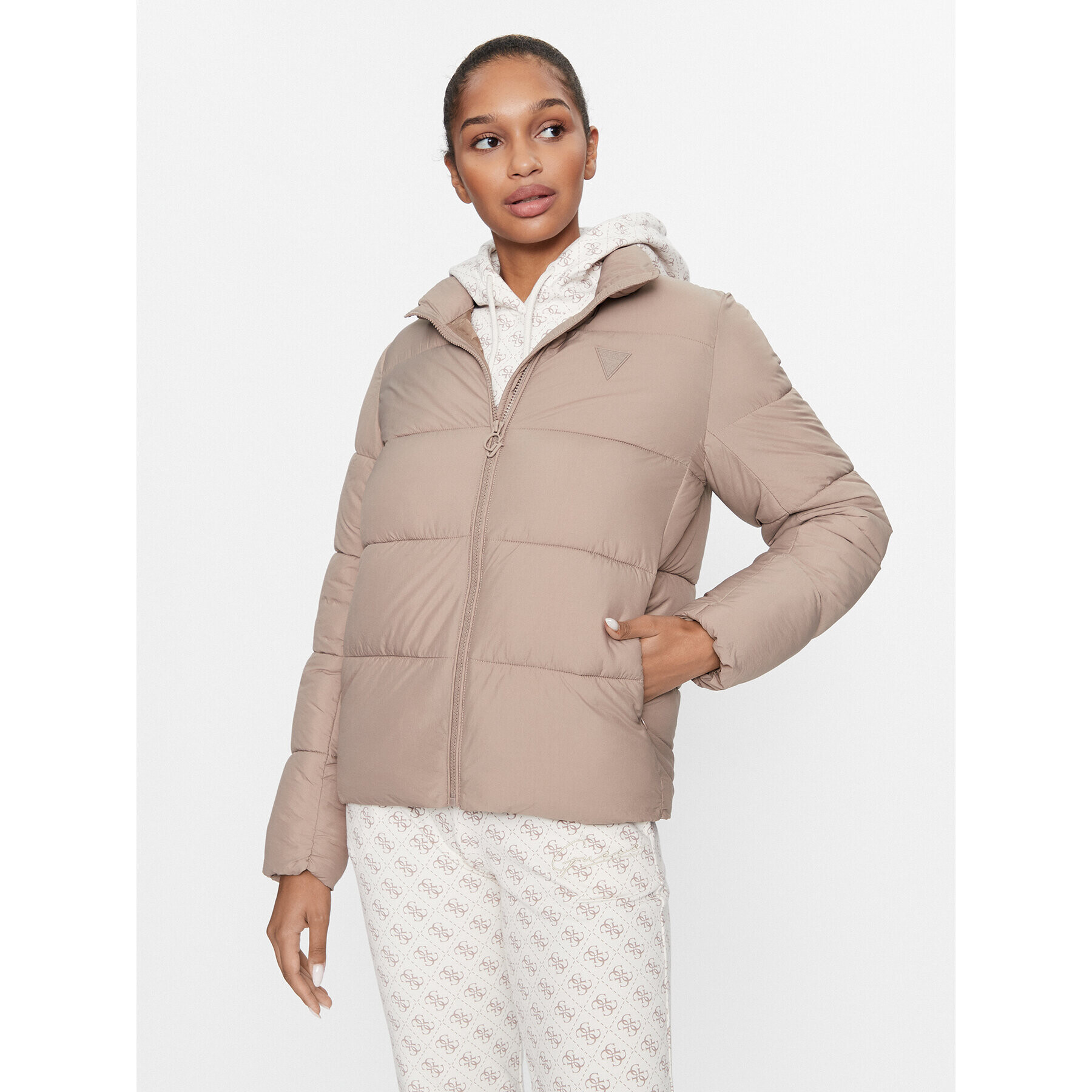 Guess Пухено яке V3BL13 WFUD0 Бежов Regular Fit - Pepit.bg