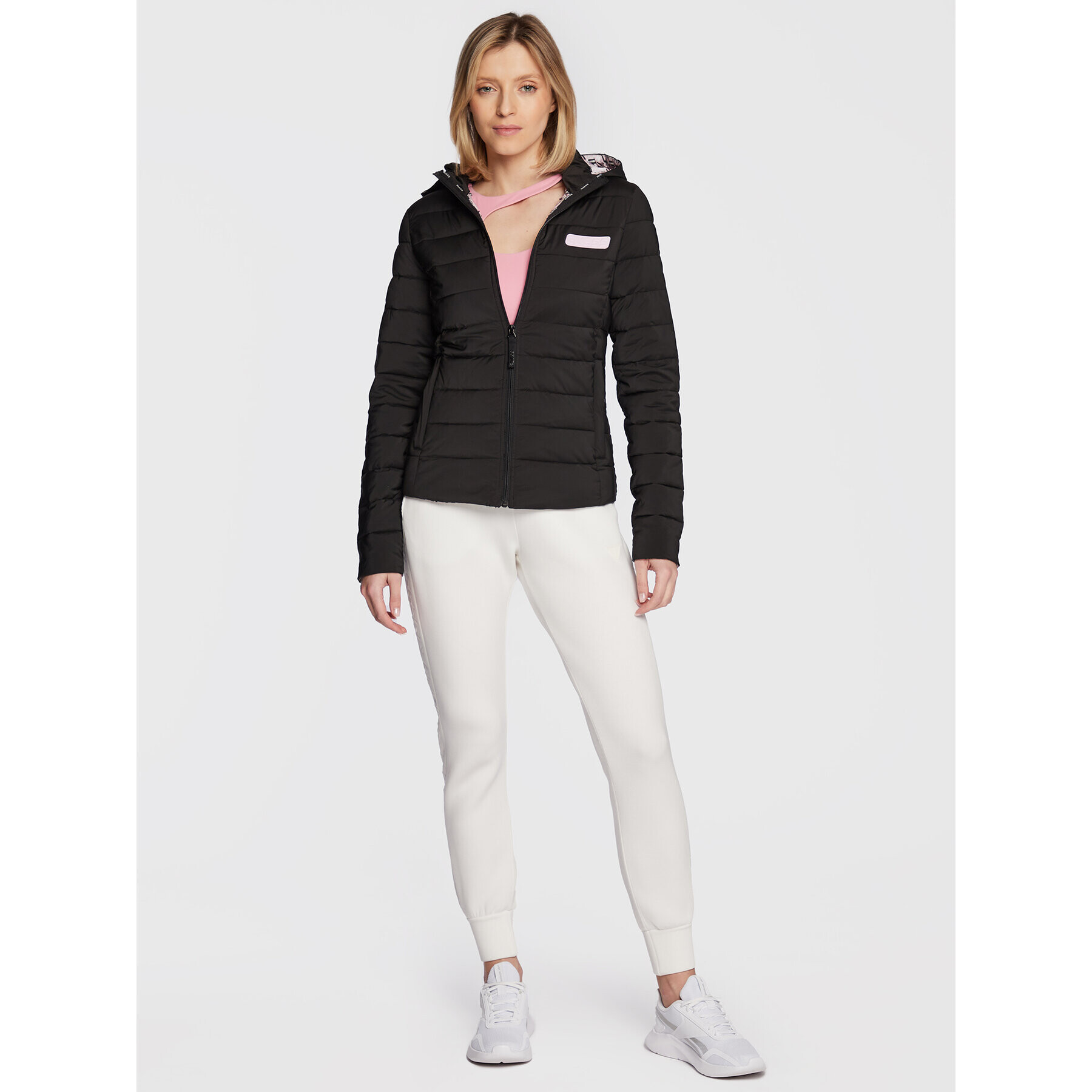 Guess Пухено яке V3RL06 WF3X0 Черен Regular Fit - Pepit.bg