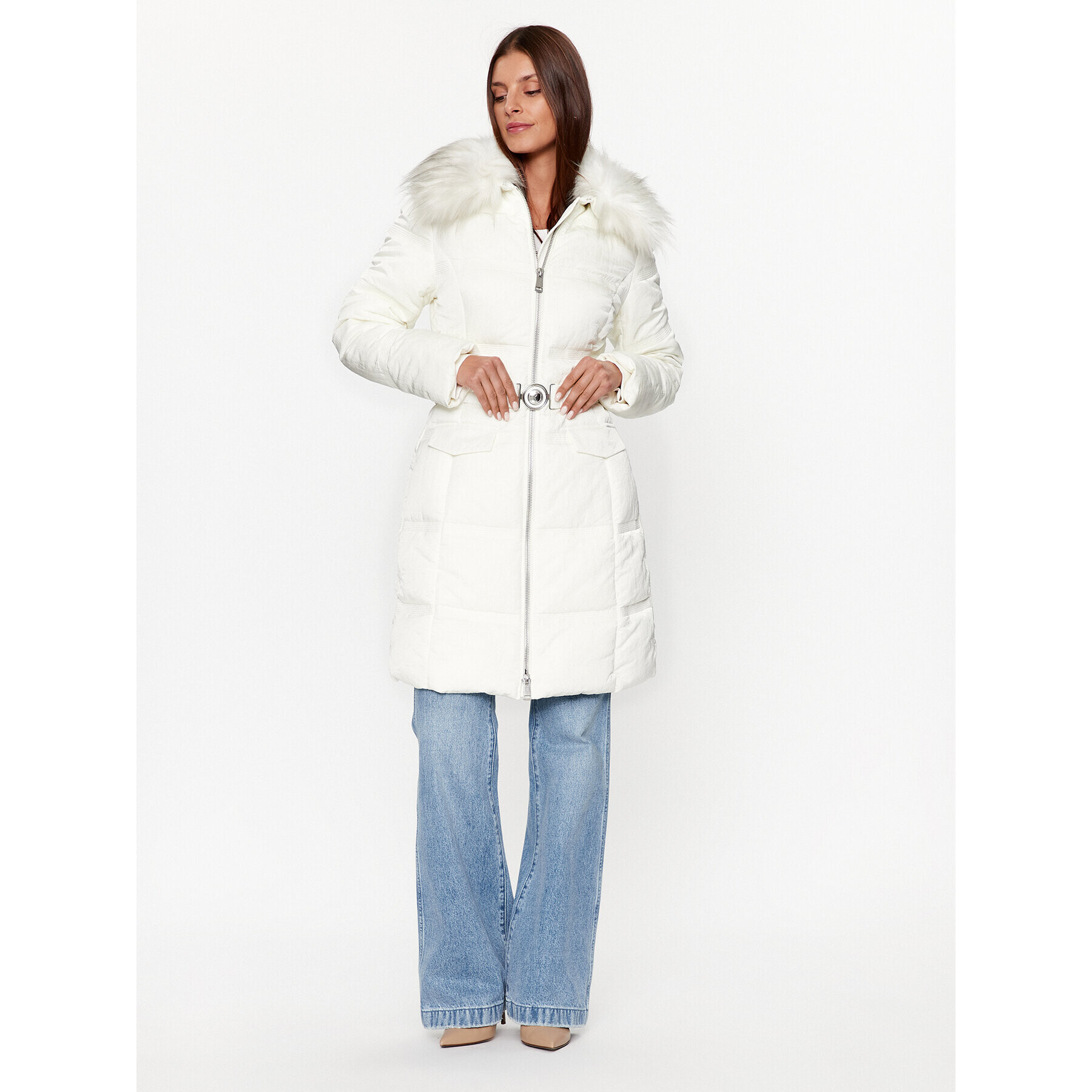 Guess Пухено яке W3BL28 WFQW2 Екрю Regular Fit - Pepit.bg
