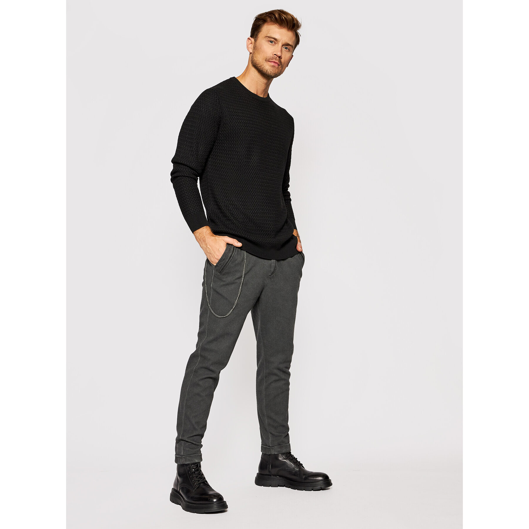 Guess Пуловер M1YR60 Z2UY0 Черен Regular Fit - Pepit.bg