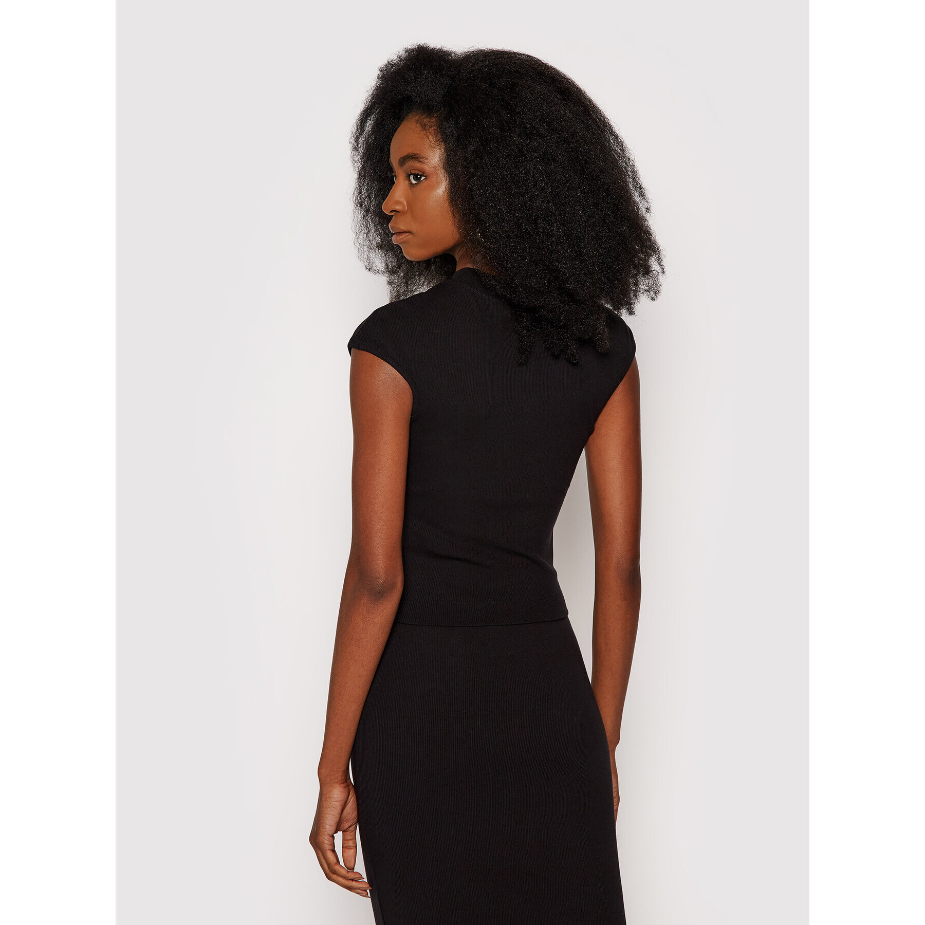 Guess Пуловер Rose W1YP01 K8RT2 Черен Slim Fit - Pepit.bg