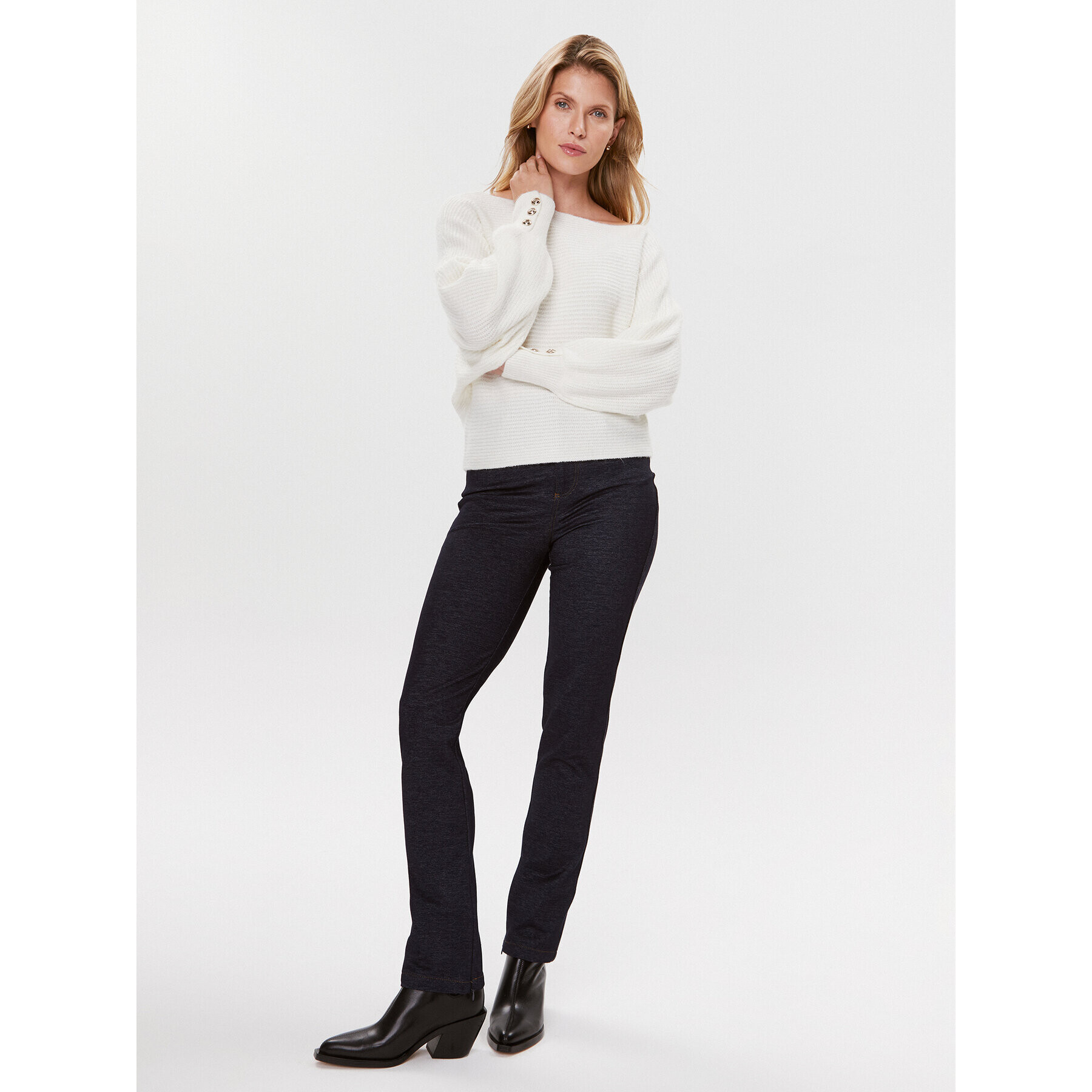 Guess Пуловер W3BR13 Z2QA0 Бежов Regular Fit - Pepit.bg