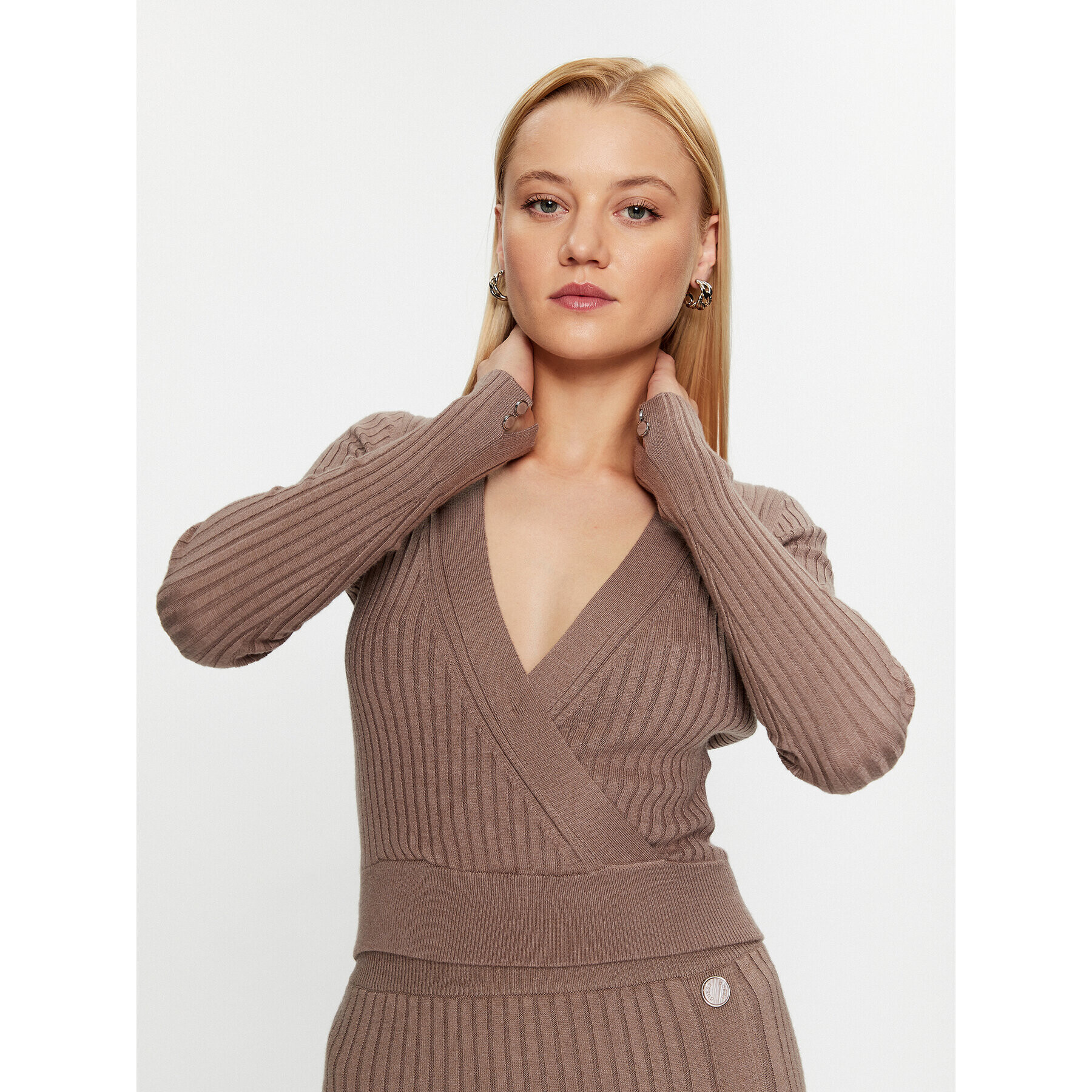 Guess Пуловер W3BR29 Z2V42 Бежов Slim Fit - Pepit.bg