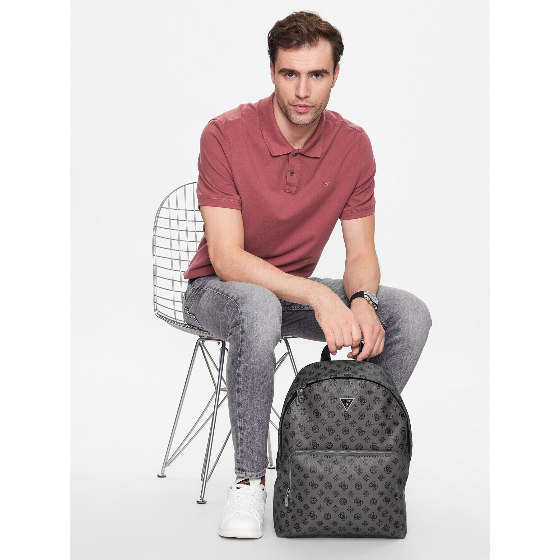 Guess Раница Peony HMPEON P3206 Сив - Pepit.bg