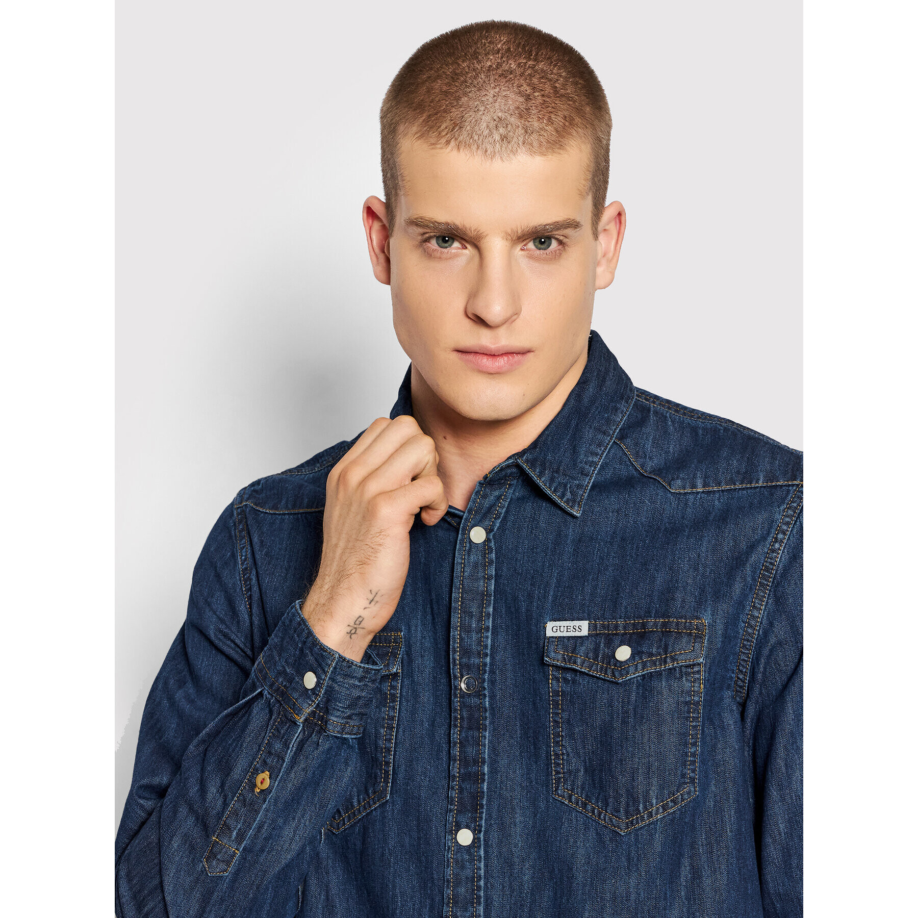Guess Риза M2RH02 D14LC Тъмносин Slim Fit - Pepit.bg