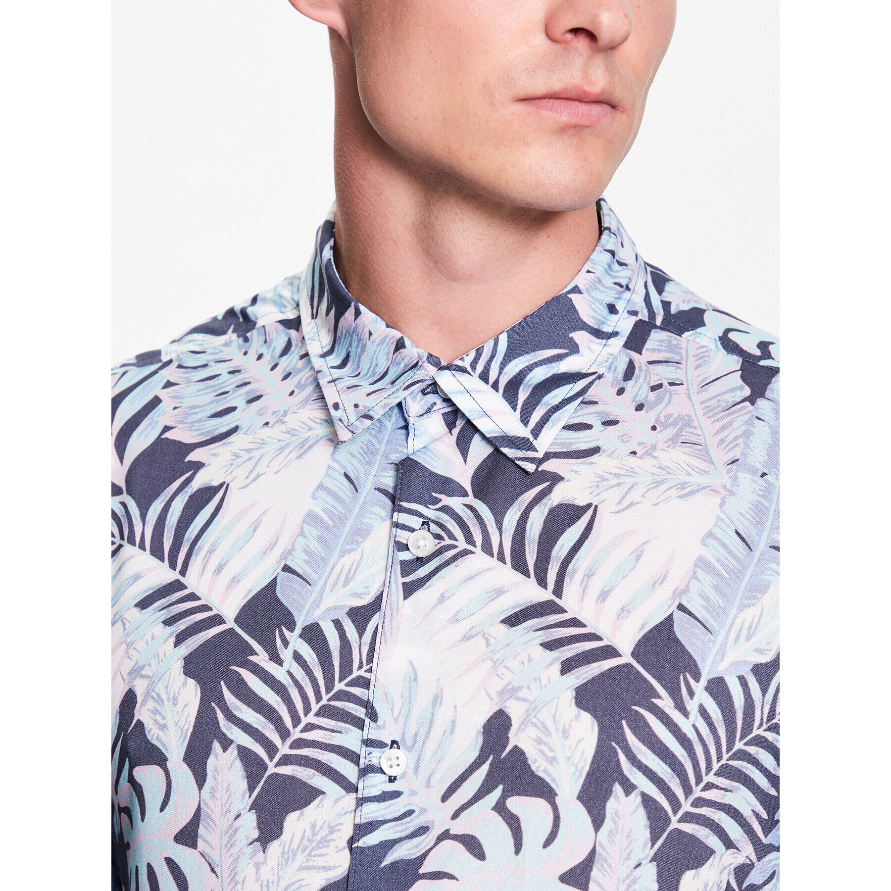 Guess Риза M3GH31 WD4Z2 Син Slim Fit - Pepit.bg