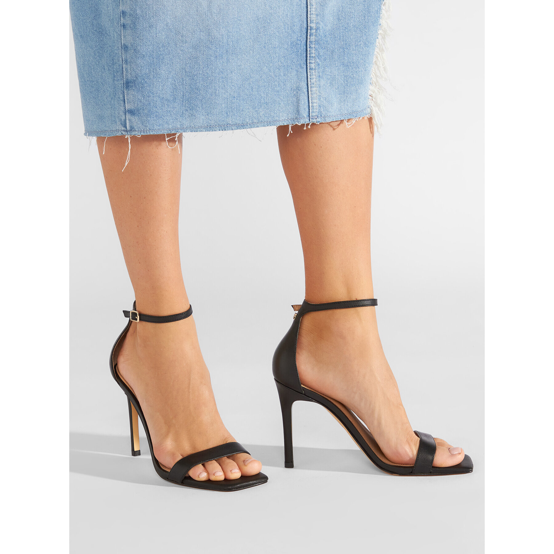 Guess Сандали Devon FL7DEV LEA03 Черен - Pepit.bg