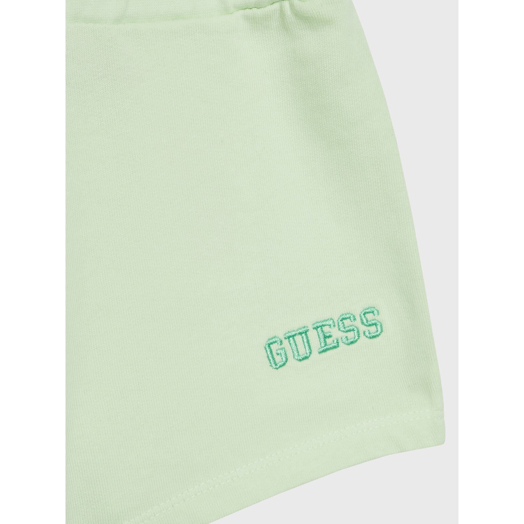 Guess Шорти от плат K3GD11 KA6R3 Зелен Regular Fit - Pepit.bg