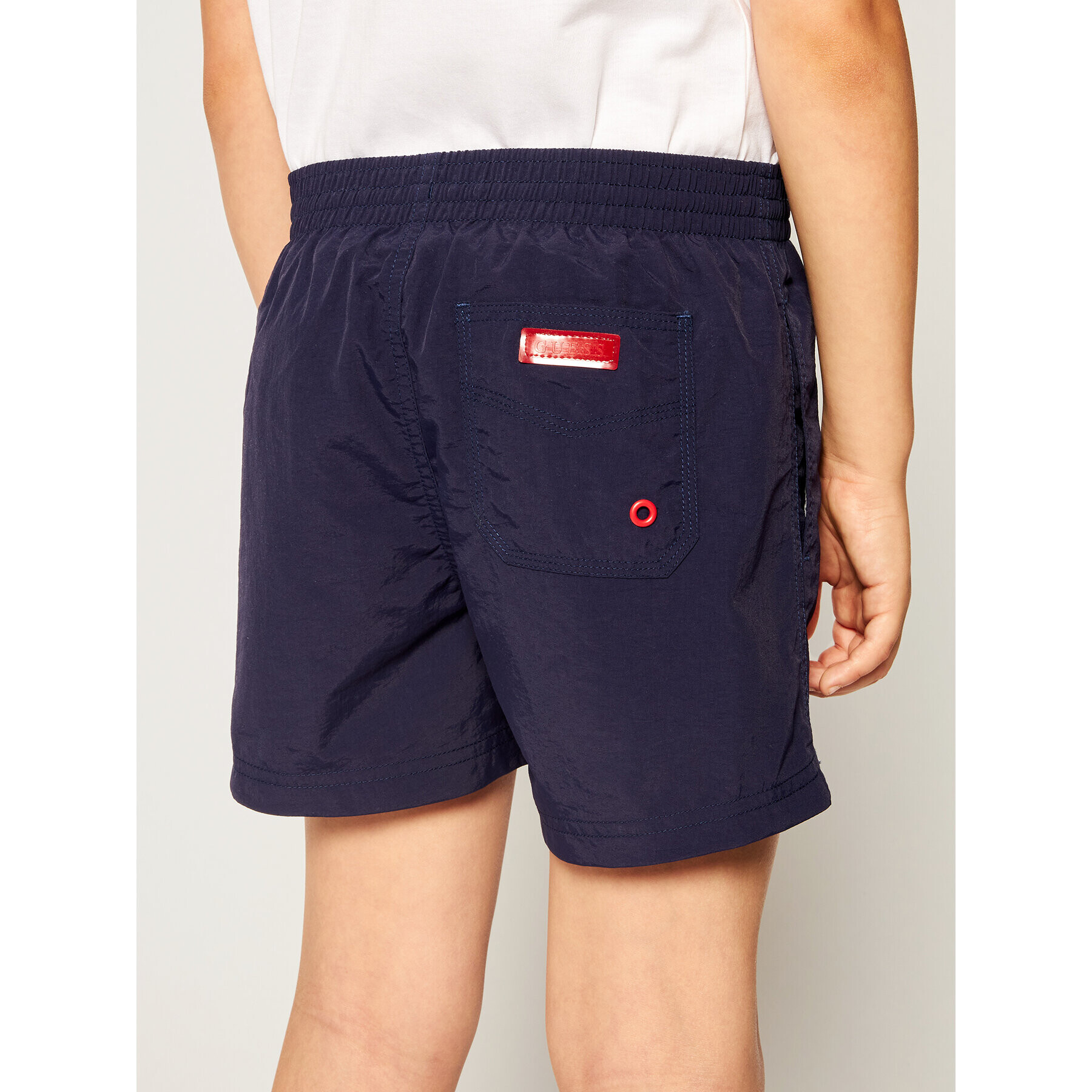 Guess Шорти от плат L02Z04 TEL27 Тъмносин Regular Fit - Pepit.bg
