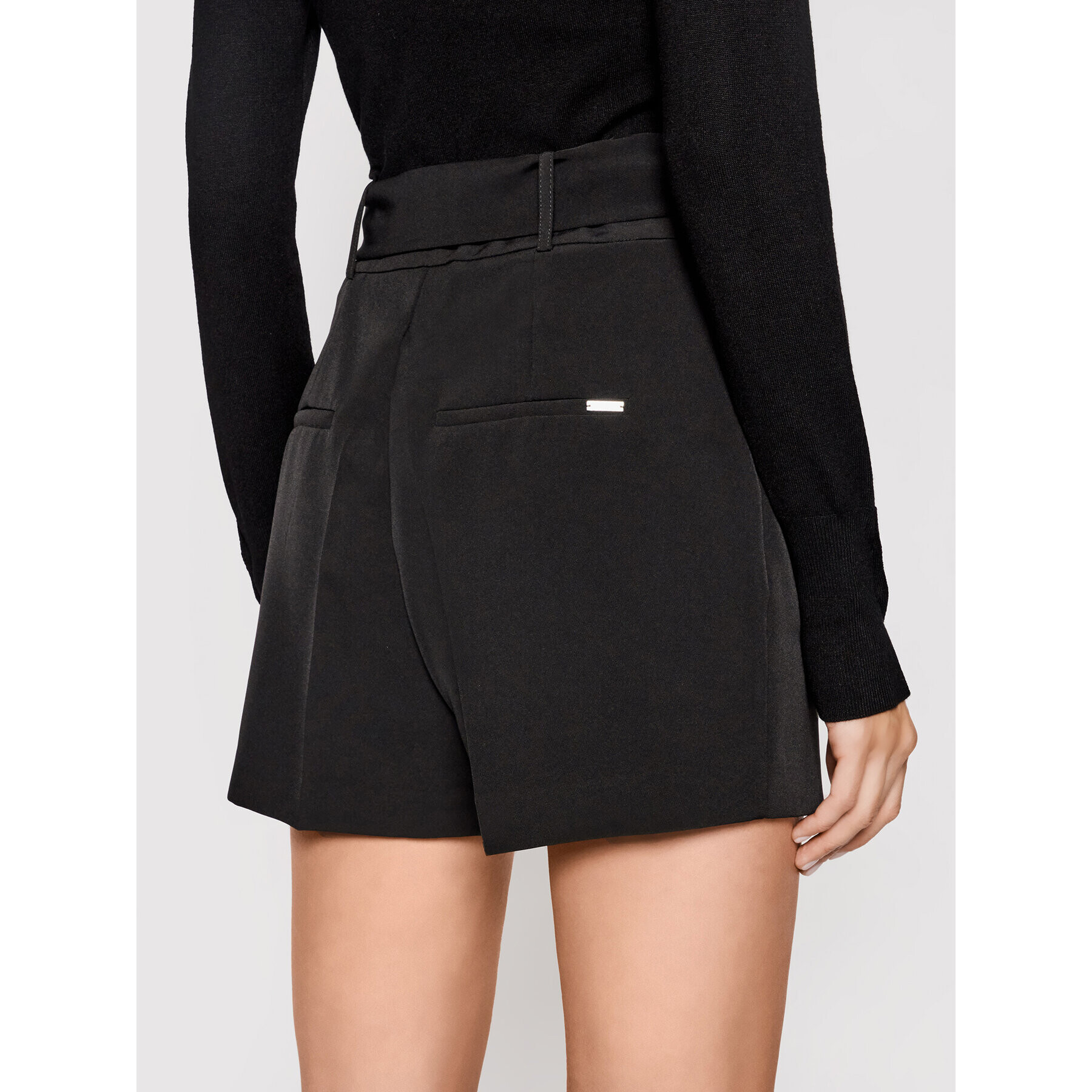 Guess Шорти от плат W1GD1E WB4H2 Черен Regular Fit - Pepit.bg