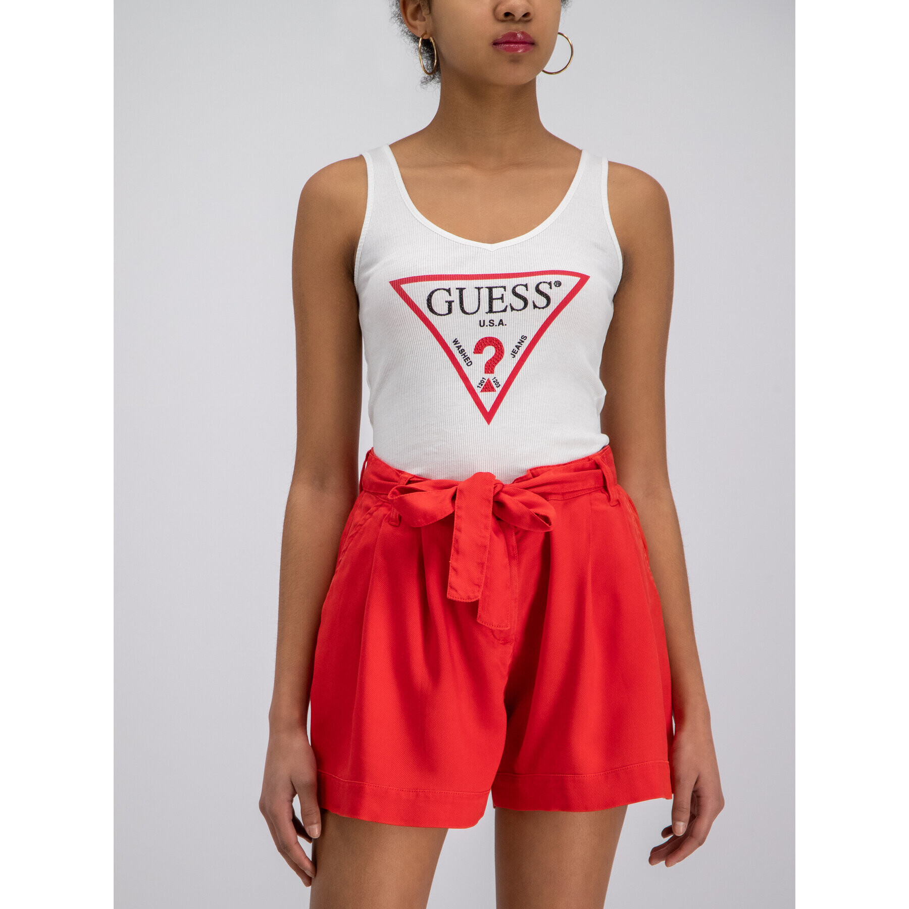 Guess Шорти от плат W92D55 WBFI0 Червен Regular Fit - Pepit.bg
