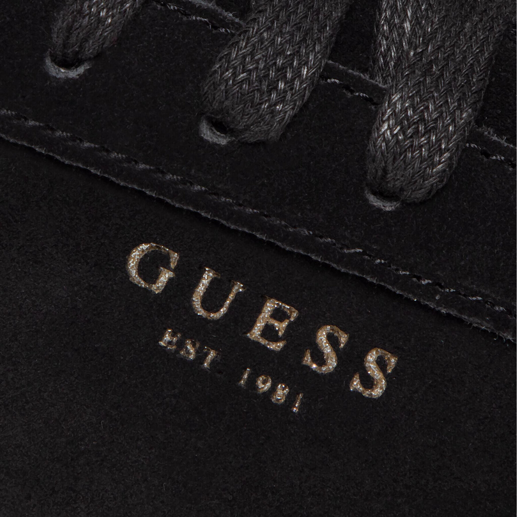 Guess Сникърси Dolo FM7DOL SUE12 Черен - Pepit.bg