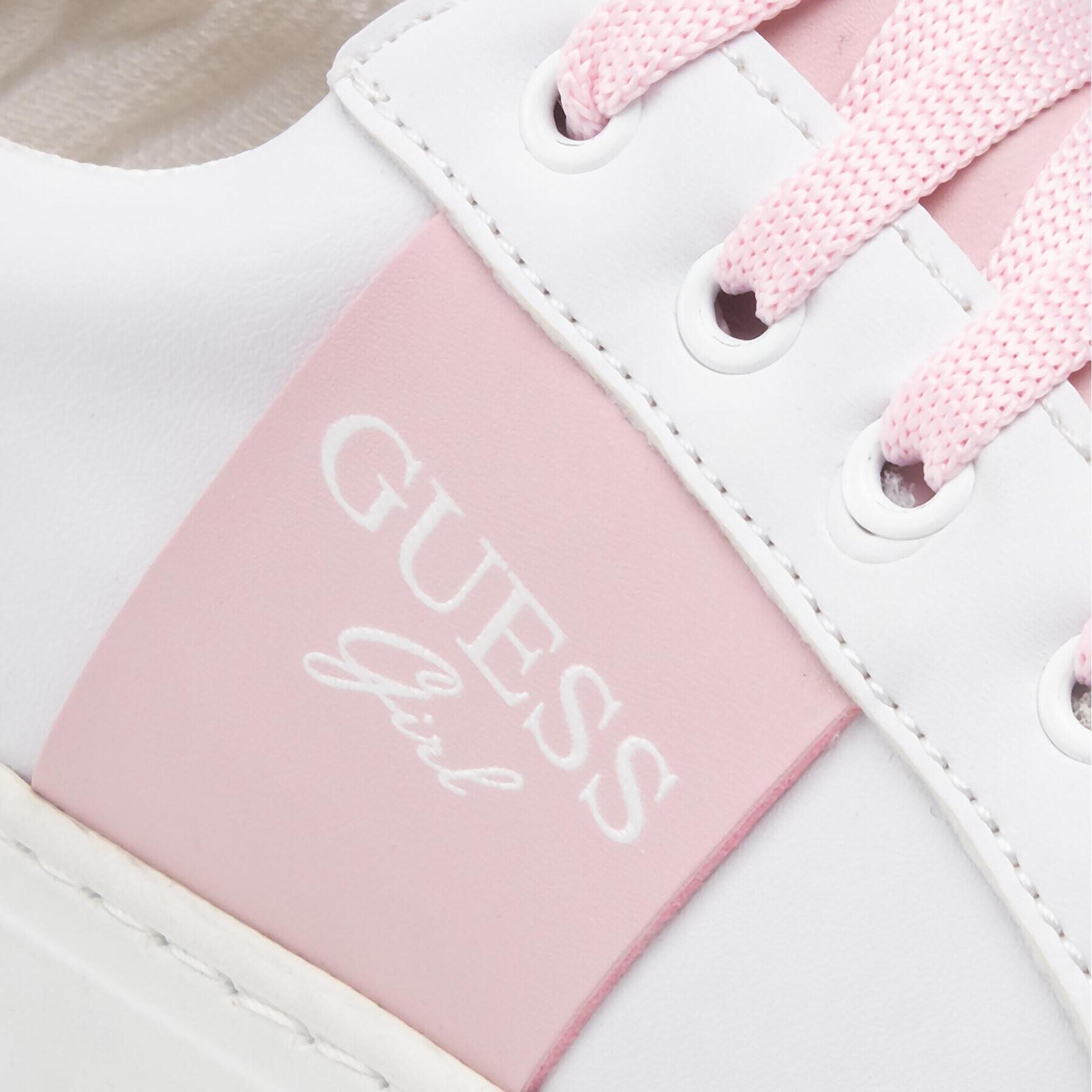 Guess Сникърси Ester FJ6EST ELE12 Бял - Pepit.bg