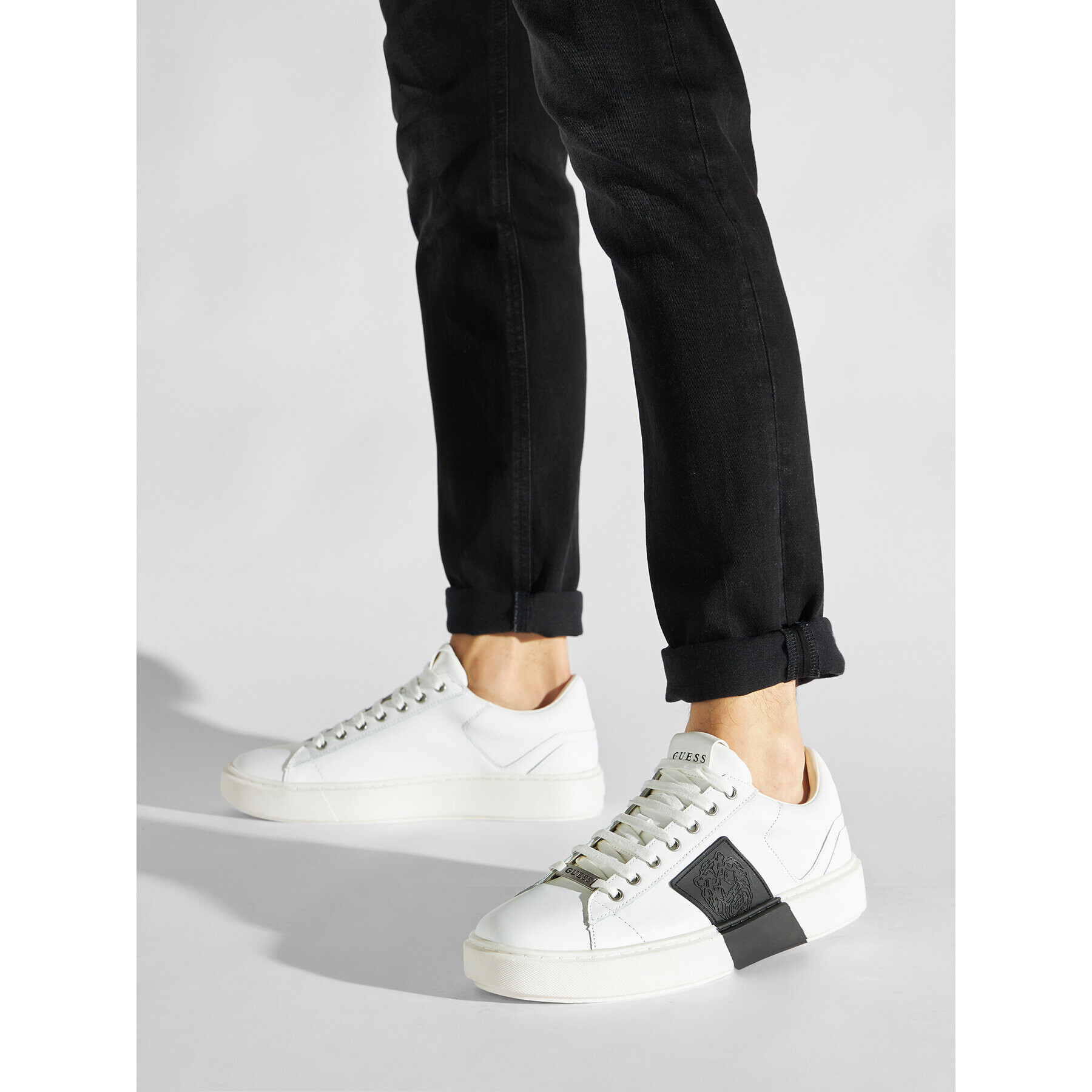 Guess Сникърси Vice Sash FM8VIS LEA12 Бял - Pepit.bg