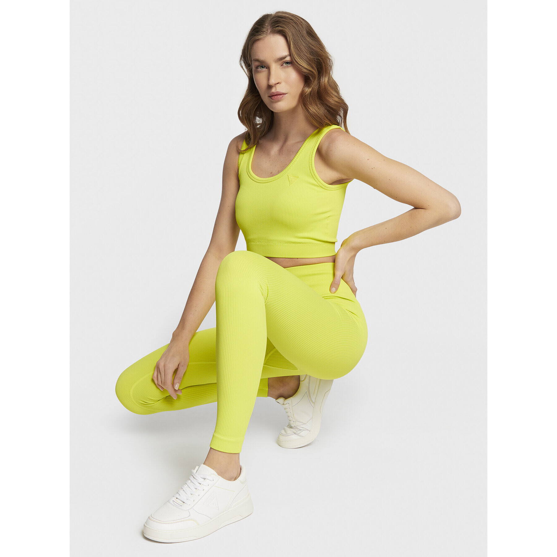 Guess Спортен сутиен V2BP14 ZZ04V Жълт - Pepit.bg