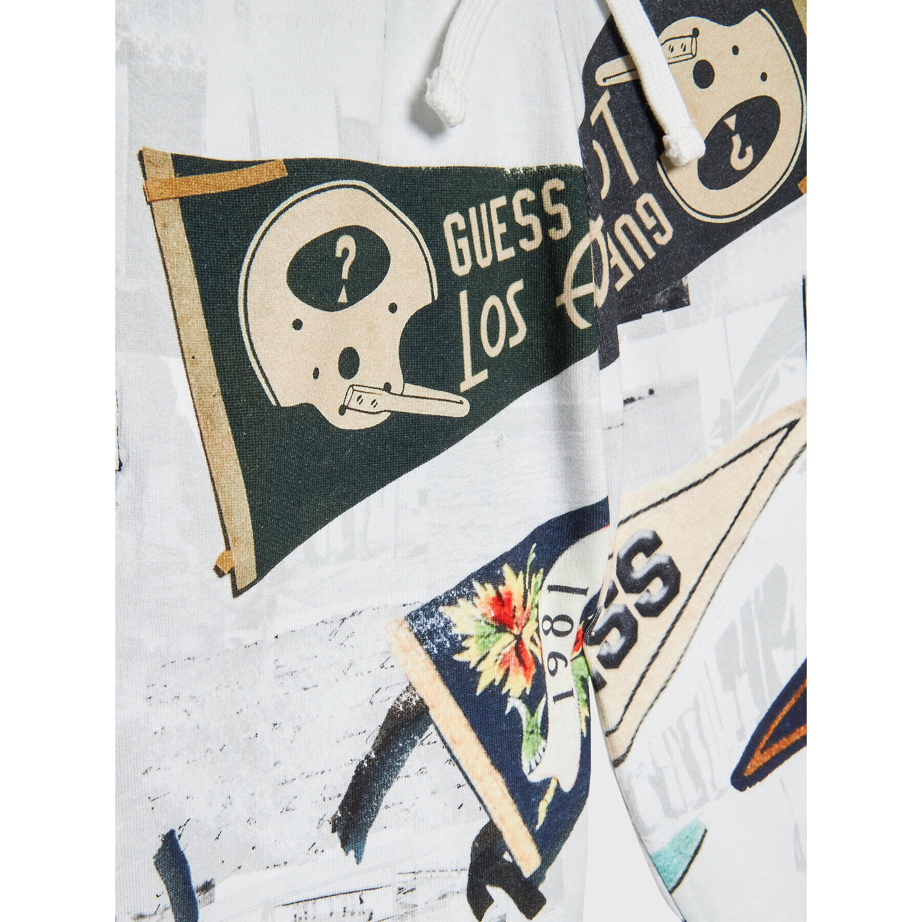 Guess Спортни шорти L3RD03 KA6R3 Сив Regular Fit - Pepit.bg