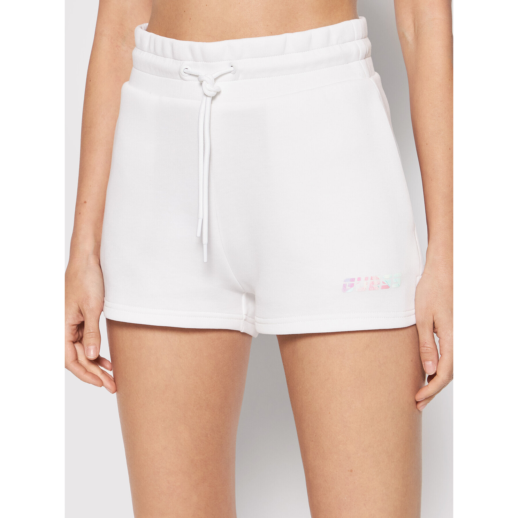 Guess Спортни шорти Side Logo V2GD11 FL04P Бял Regular Fit - Pepit.bg