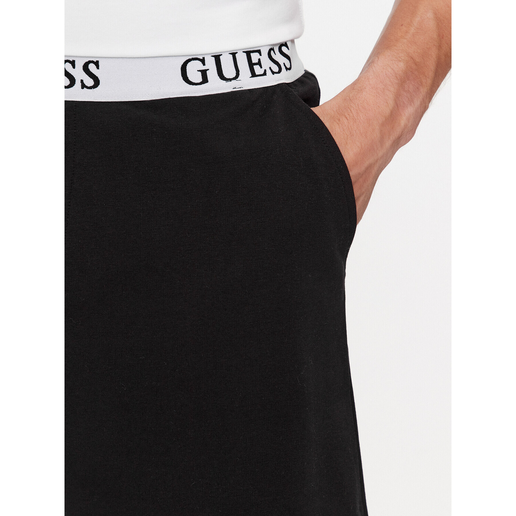 Guess Спортни шорти U4RD00KBS91 Черен Regular Fit - Pepit.bg