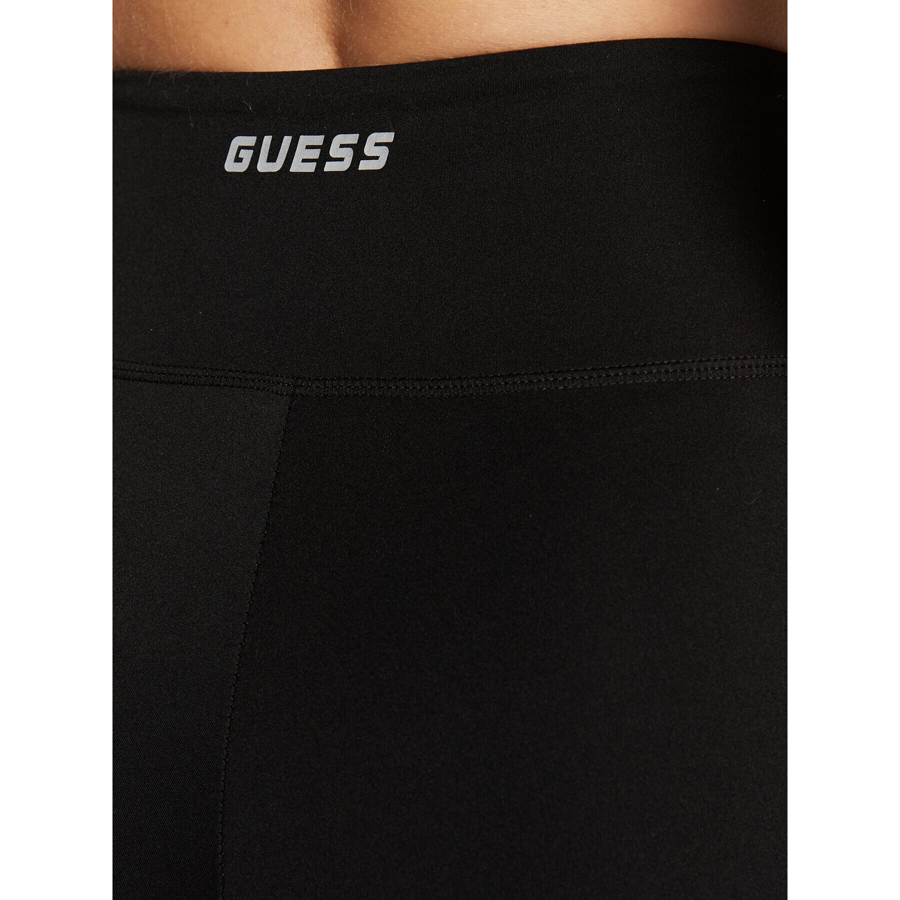 Guess Спортни шорти V2BD01 MC04Z Черен Slim Fit - Pepit.bg
