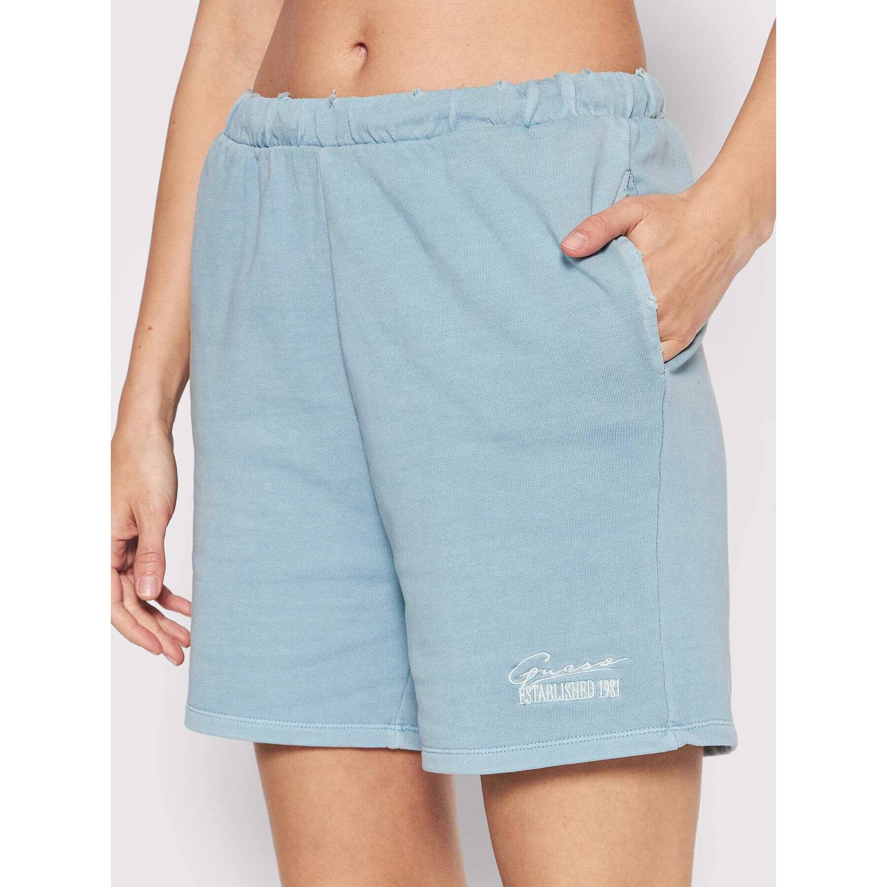 Guess Спортни шорти V2GD04 FL04D Син Regular Fit - Pepit.bg