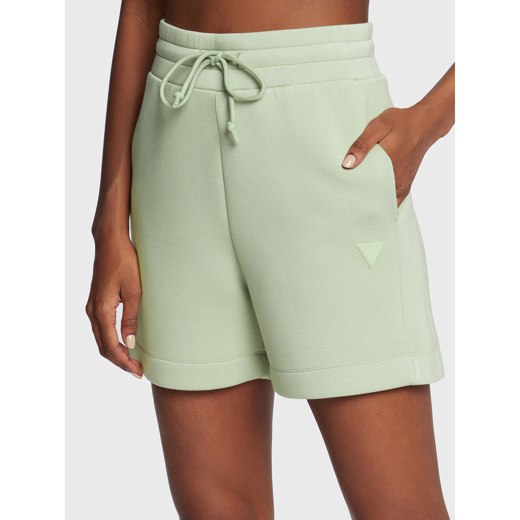 Guess Спортни шорти V2GD17 KAMN2 Зелен Regular Fit - Pepit.bg