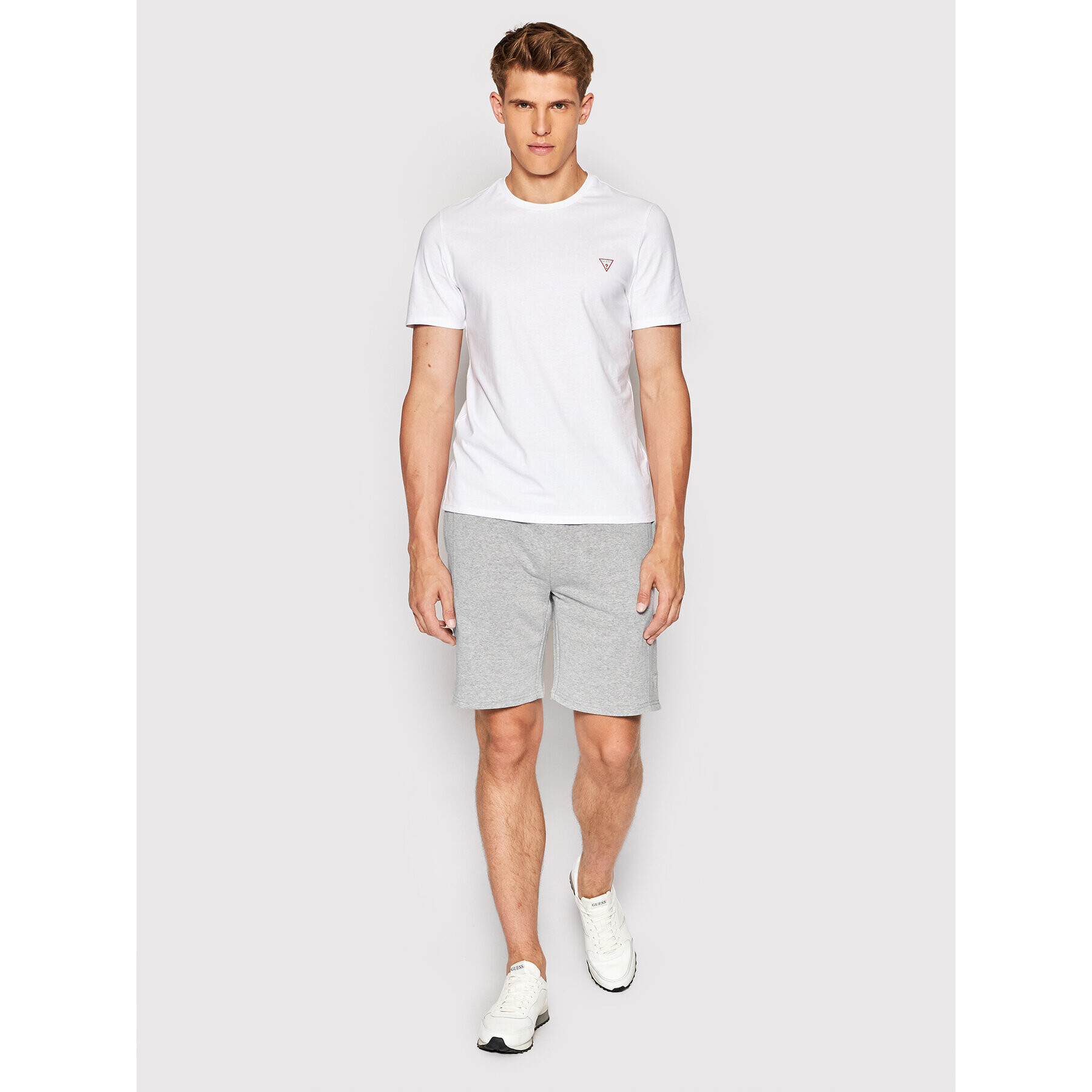 Guess Спортни шорти Z2GD04 FL04F Сив Regular Fit - Pepit.bg