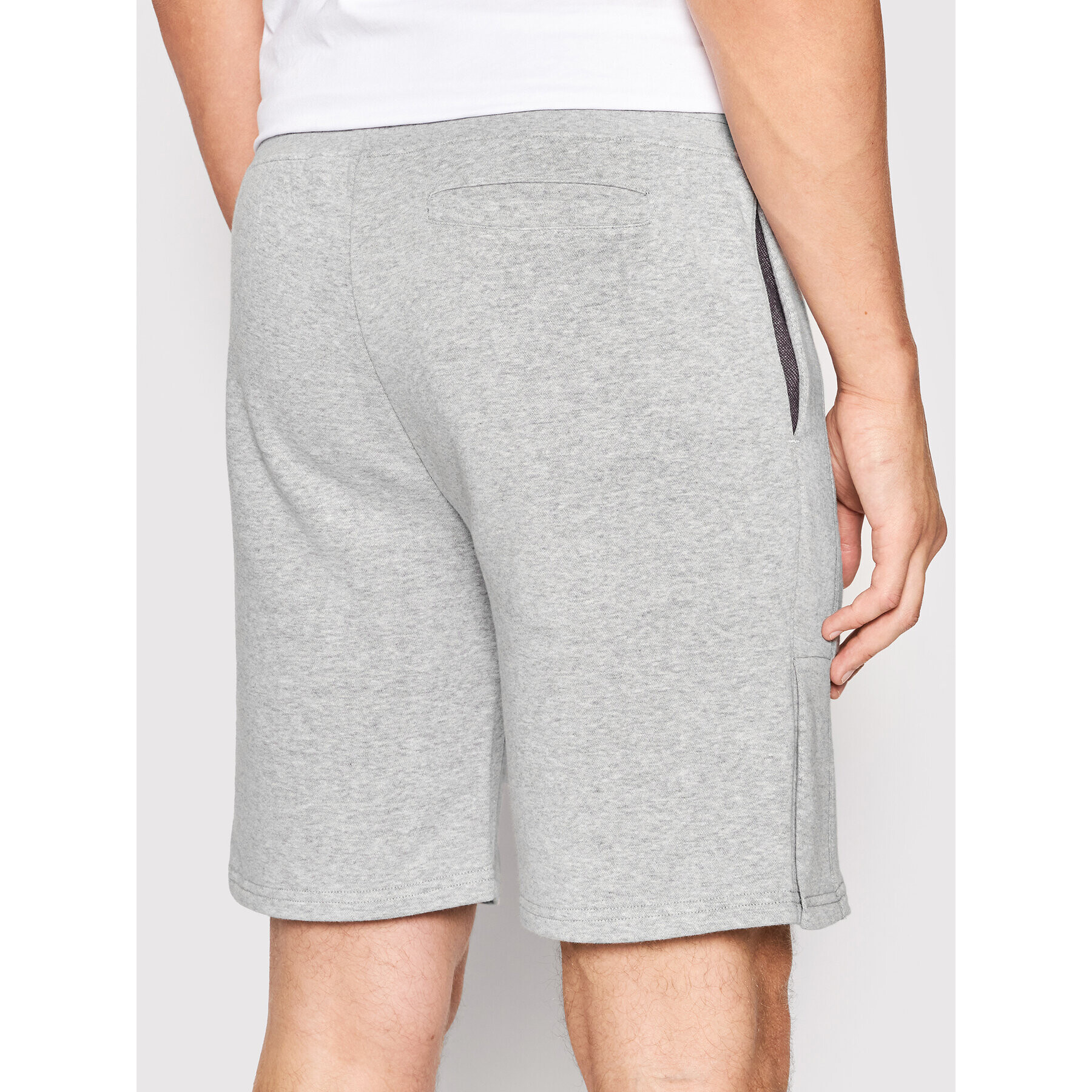 Guess Спортни шорти Z2GD04 FL04F Сив Regular Fit - Pepit.bg