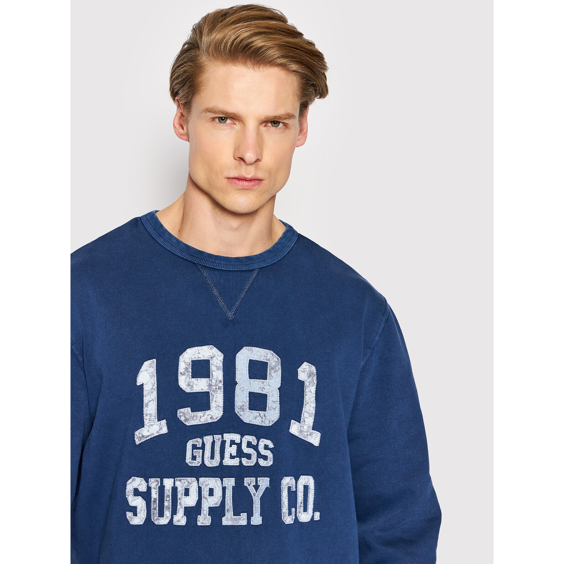 Guess Суитшърт Akori M2GQ13 KB0Q0 Тъмносин Regular Fit - Pepit.bg